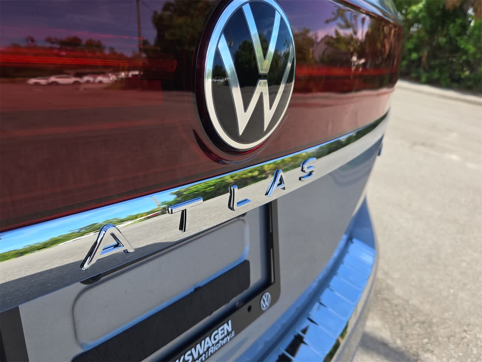 Thumbnail: 2026 Volkswagen Atlas - 13