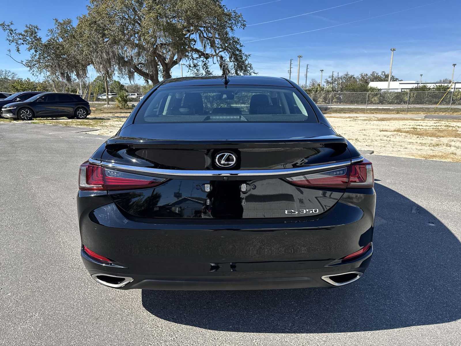 Thumbnail: 2022 Lexus ES - 5