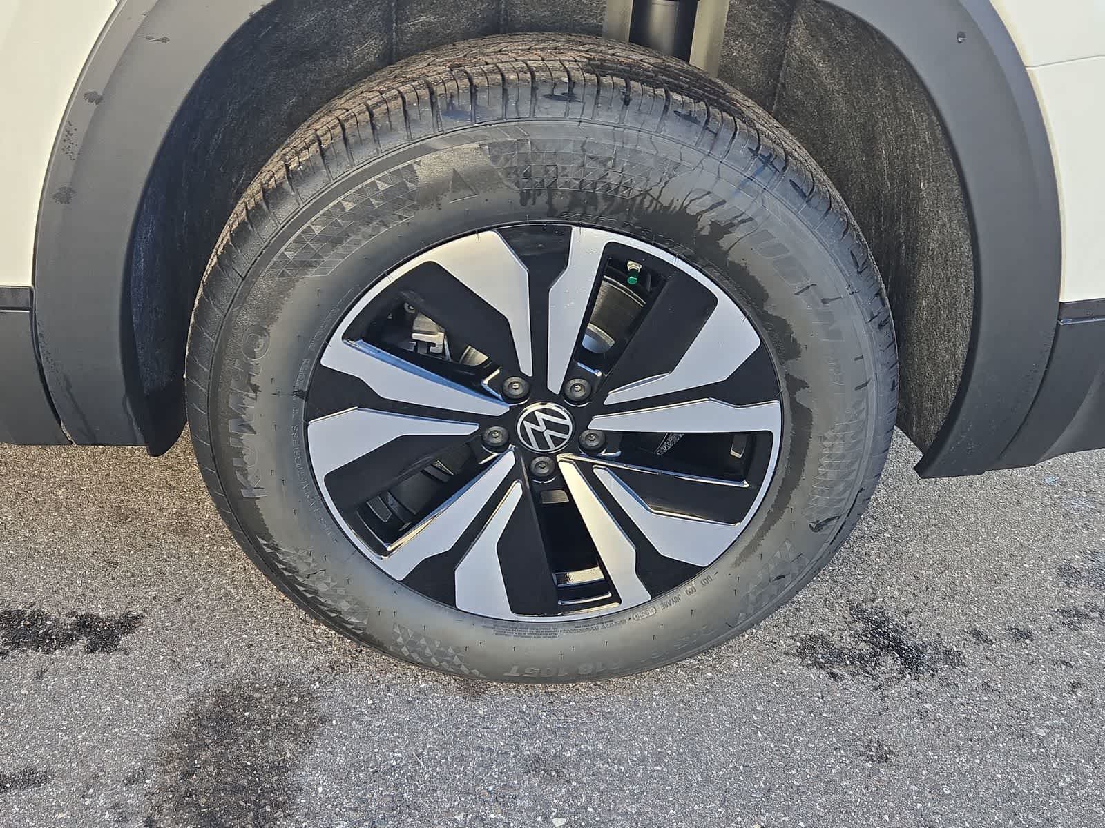 Thumbnail: 2026 Volkswagen Atlas - 21