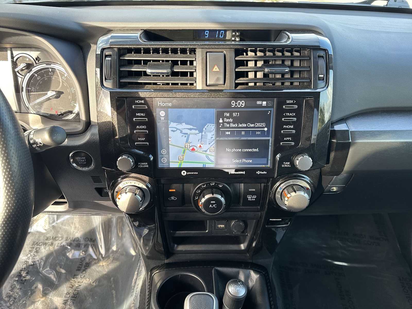 Thumbnail: 2024 Toyota 4Runner - 27