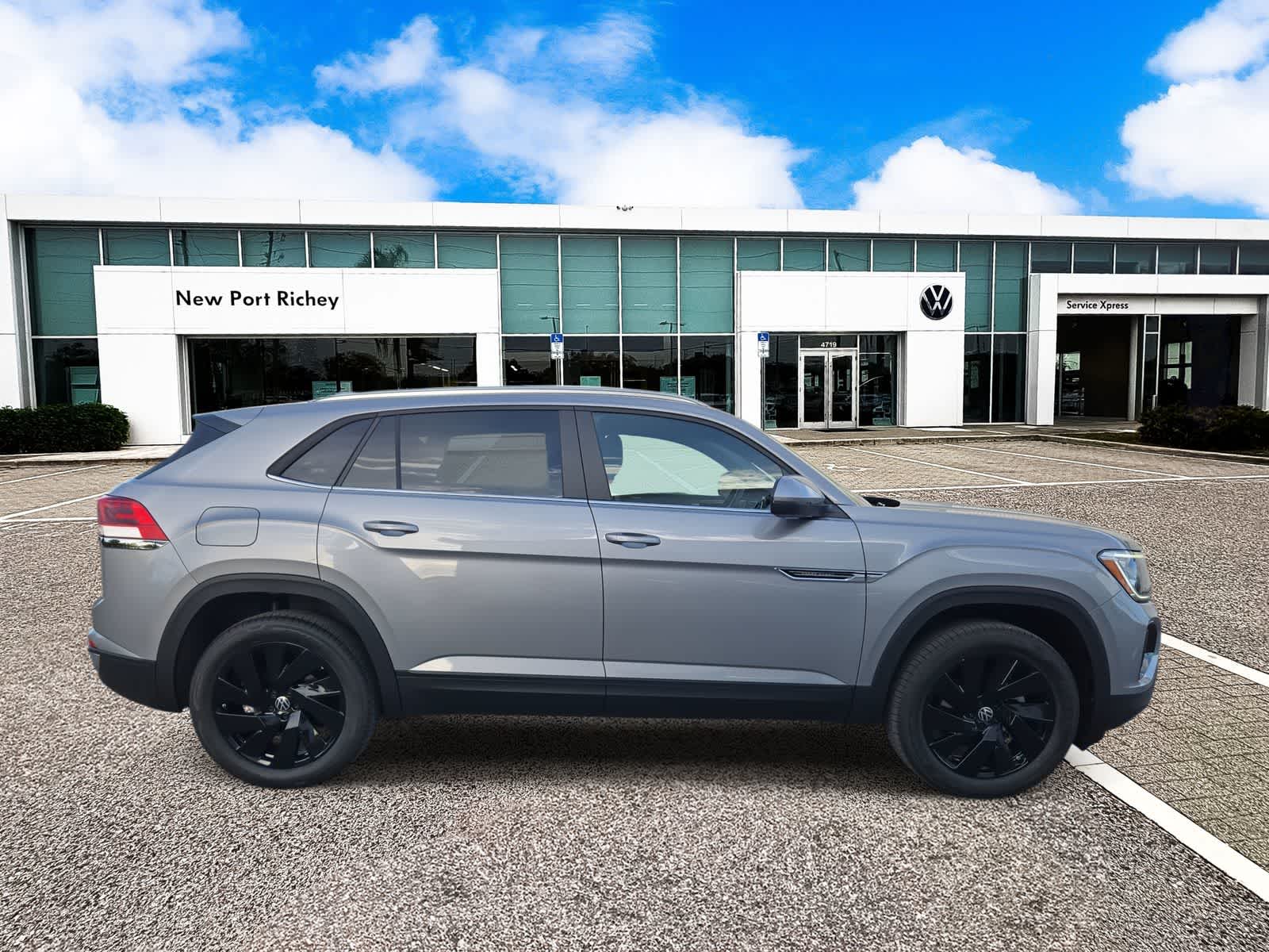 Thumbnail: 2026 Volkswagen Atlas - 9