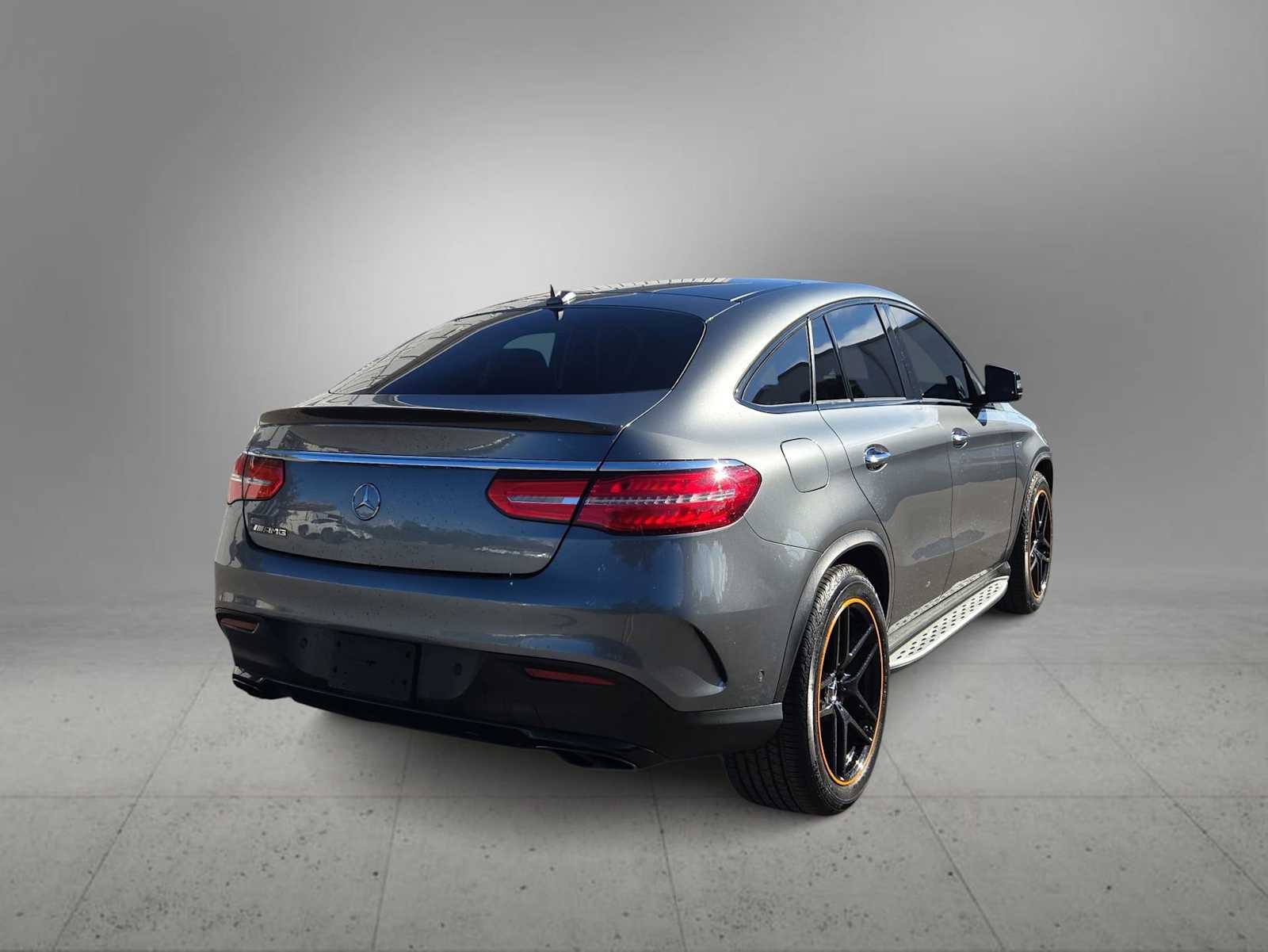 Thumbnail: 2018 Mercedes-Benz GLE - 8