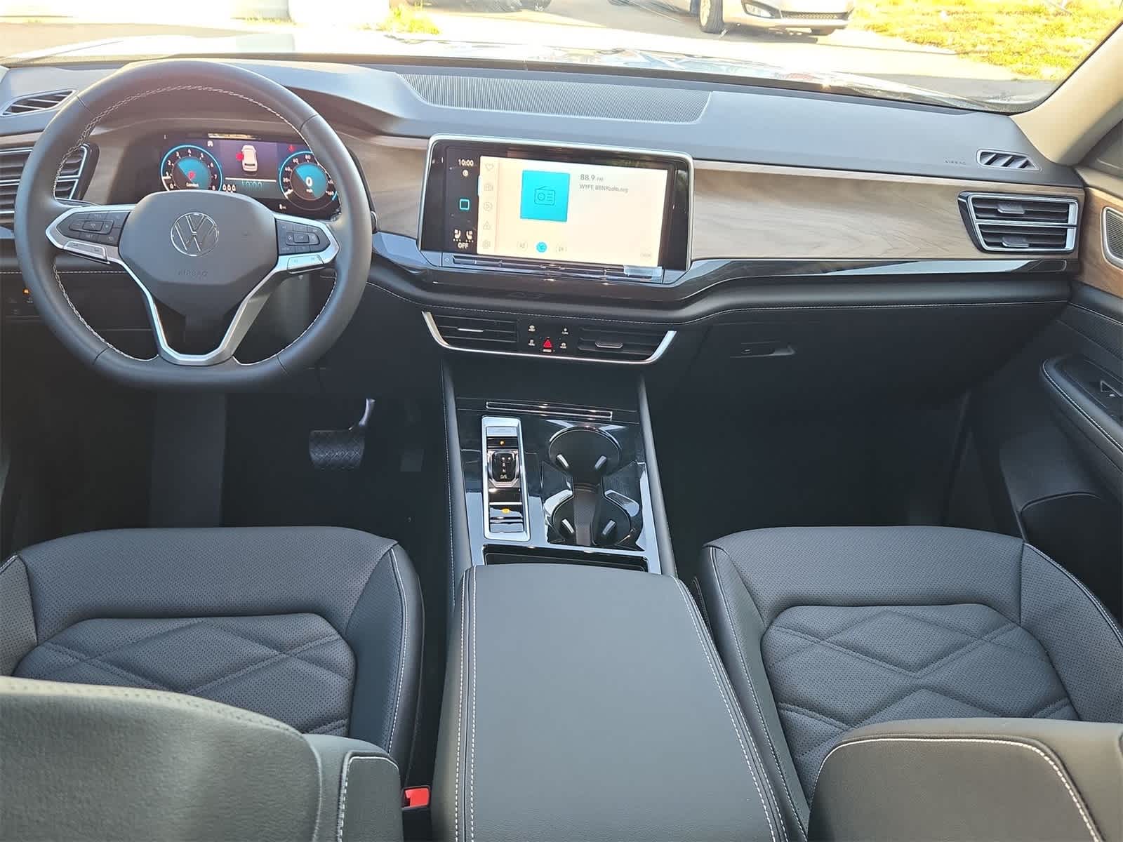 Thumbnail: 2026 Volkswagen Atlas - 16