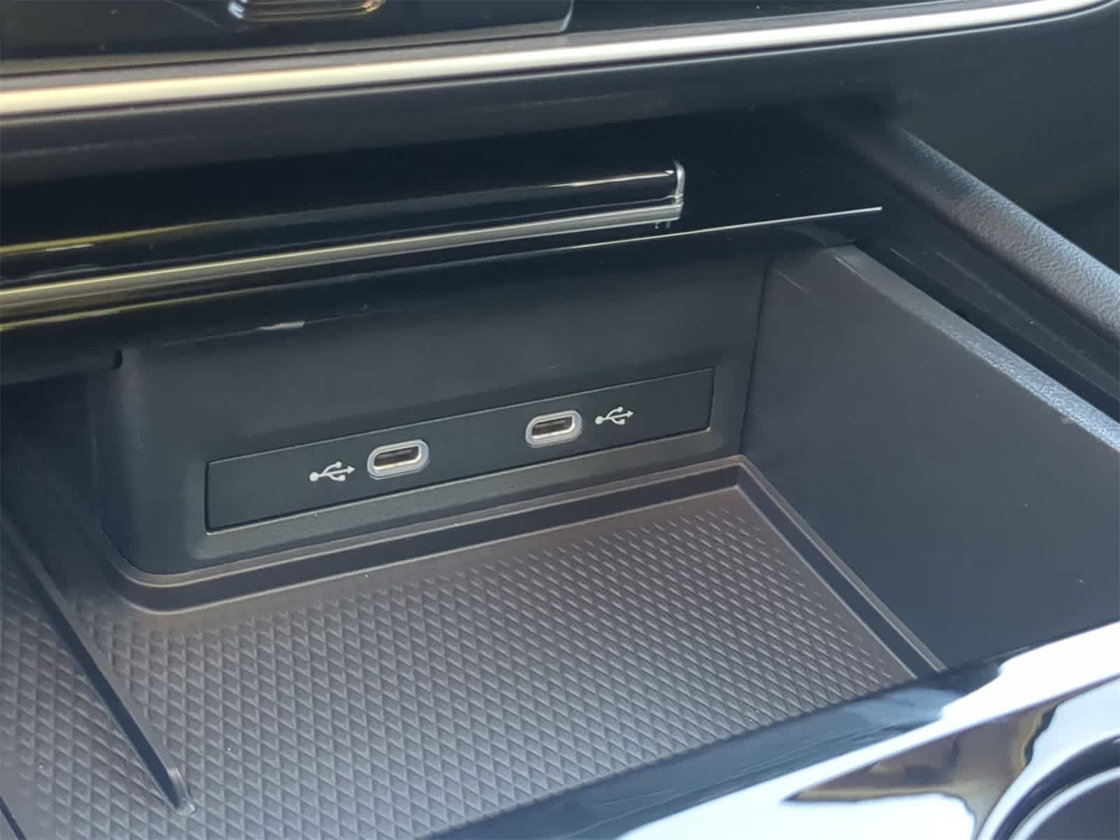 Thumbnail: 2026 Volkswagen Atlas - 32