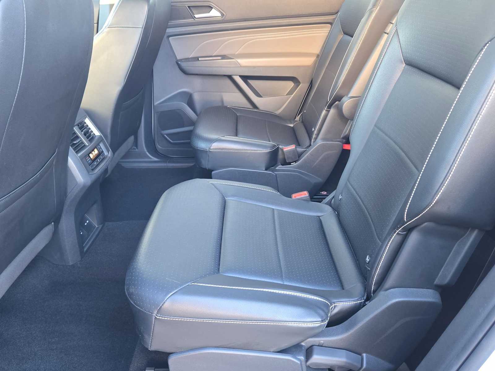 Thumbnail: 2022 Volkswagen Atlas - 19