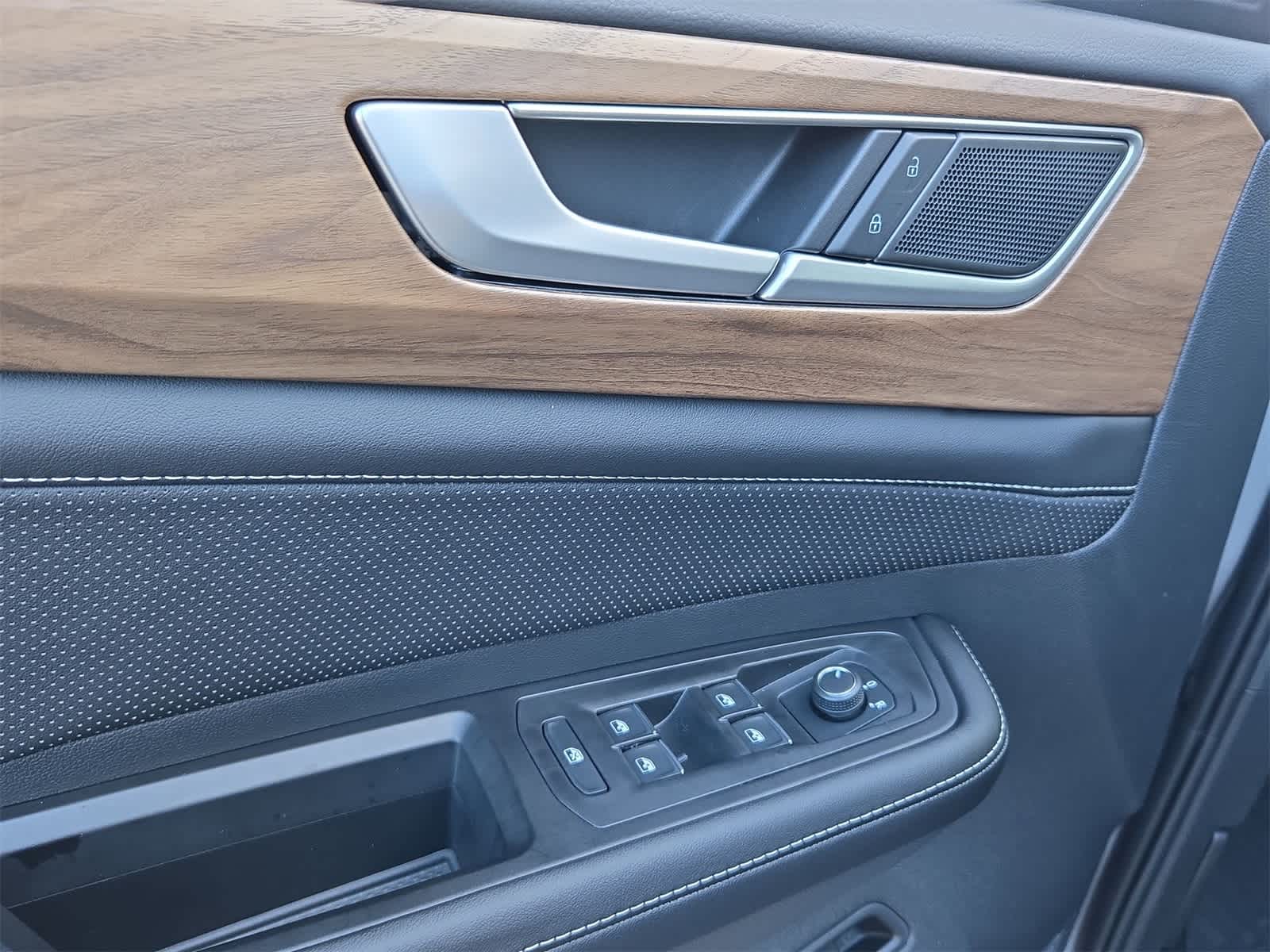 Thumbnail: 2026 Volkswagen Atlas - 37