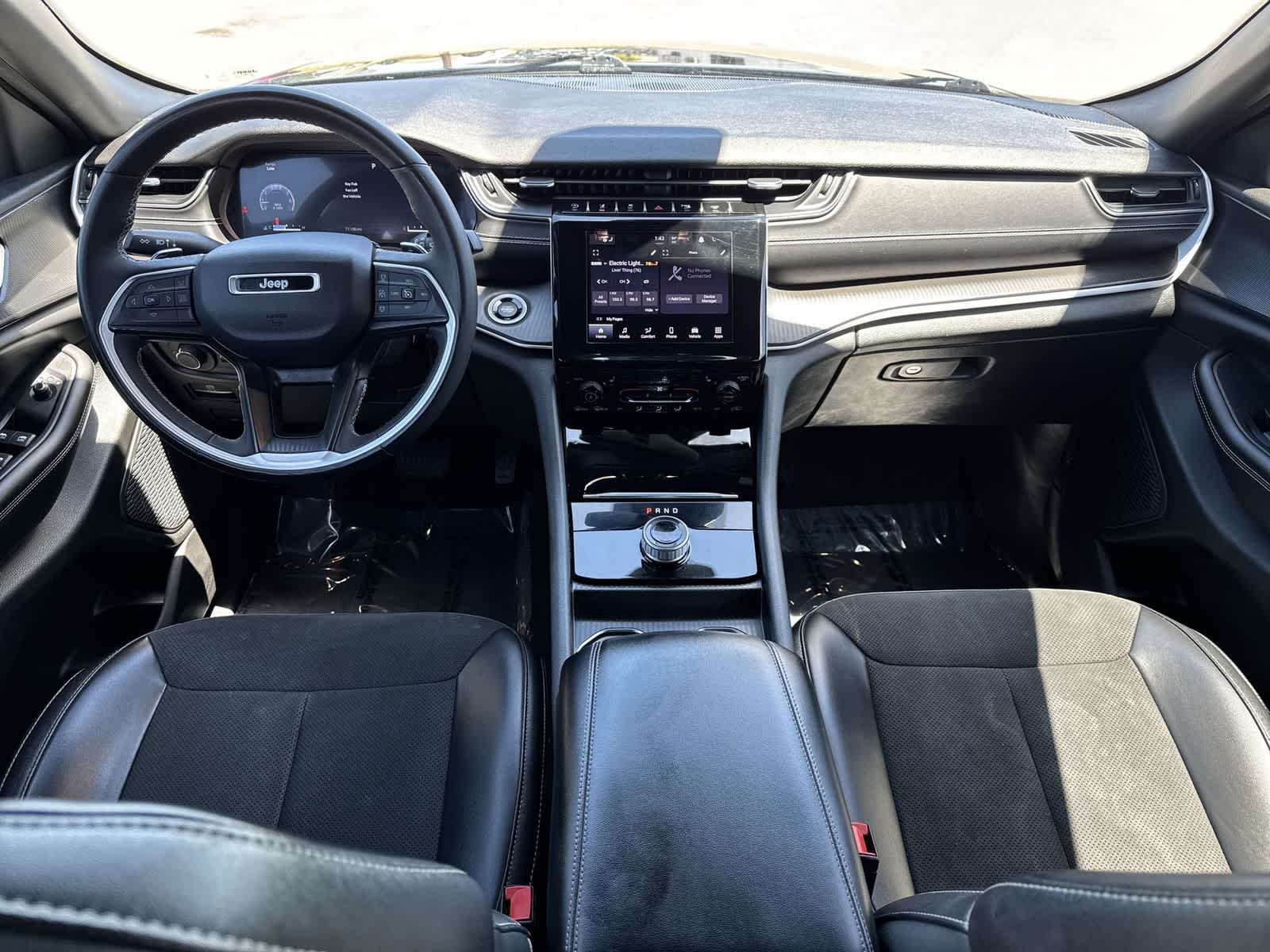 Thumbnail: 2023 Jeep Grand Cherokee - 19
