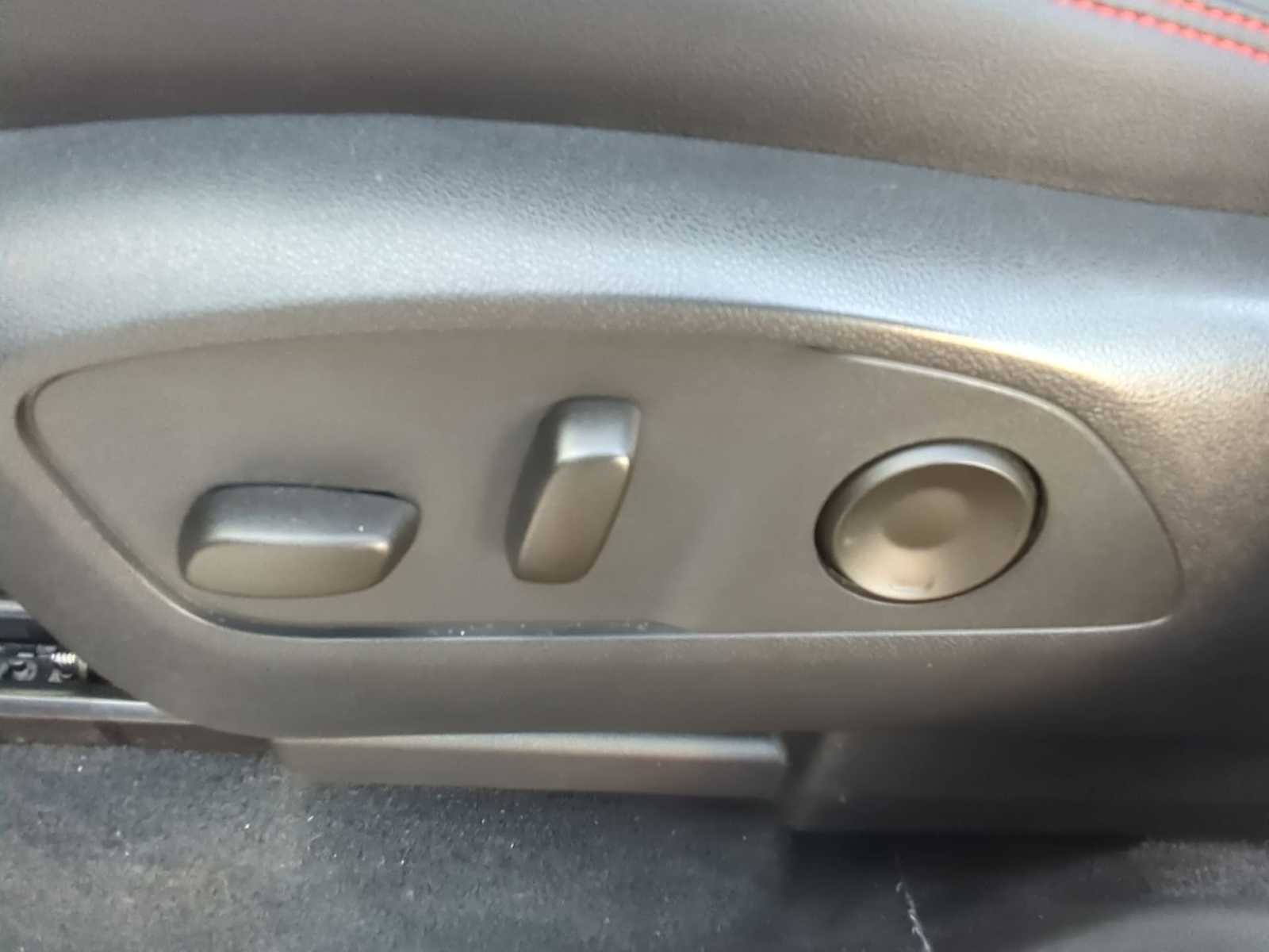 Thumbnail: 2024 Chevrolet Traverse - 18