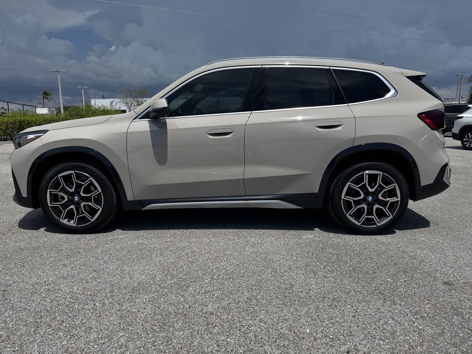 Thumbnail: 2026 BMW X1 - 2