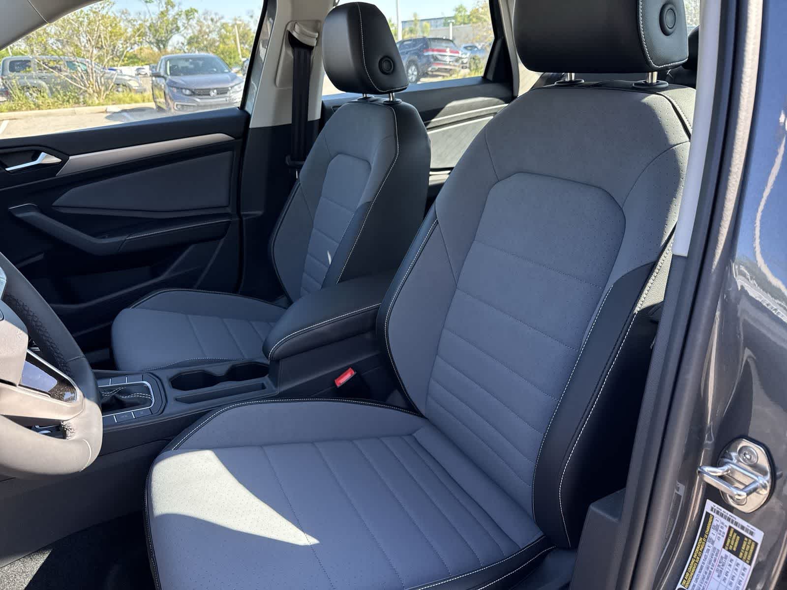 Thumbnail: 2026 Volkswagen Jetta - 15