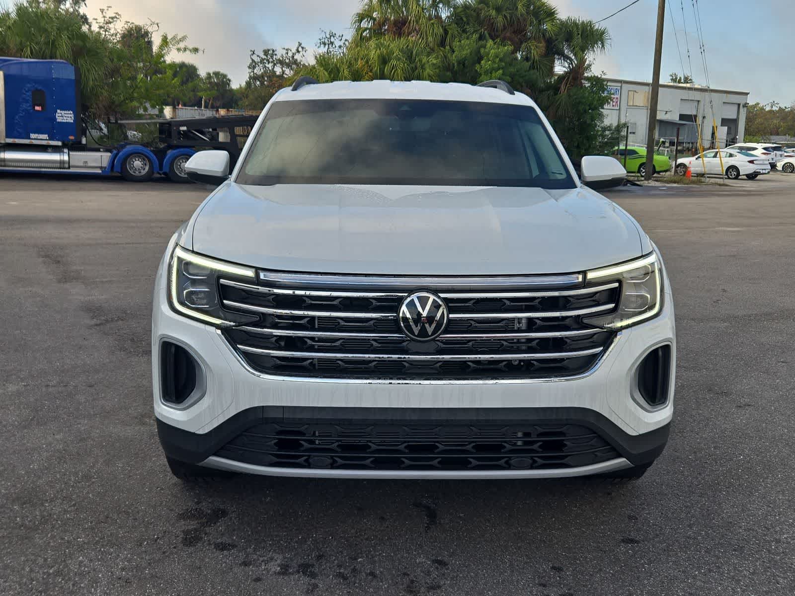 Thumbnail: 2026 Volkswagen Atlas - 17