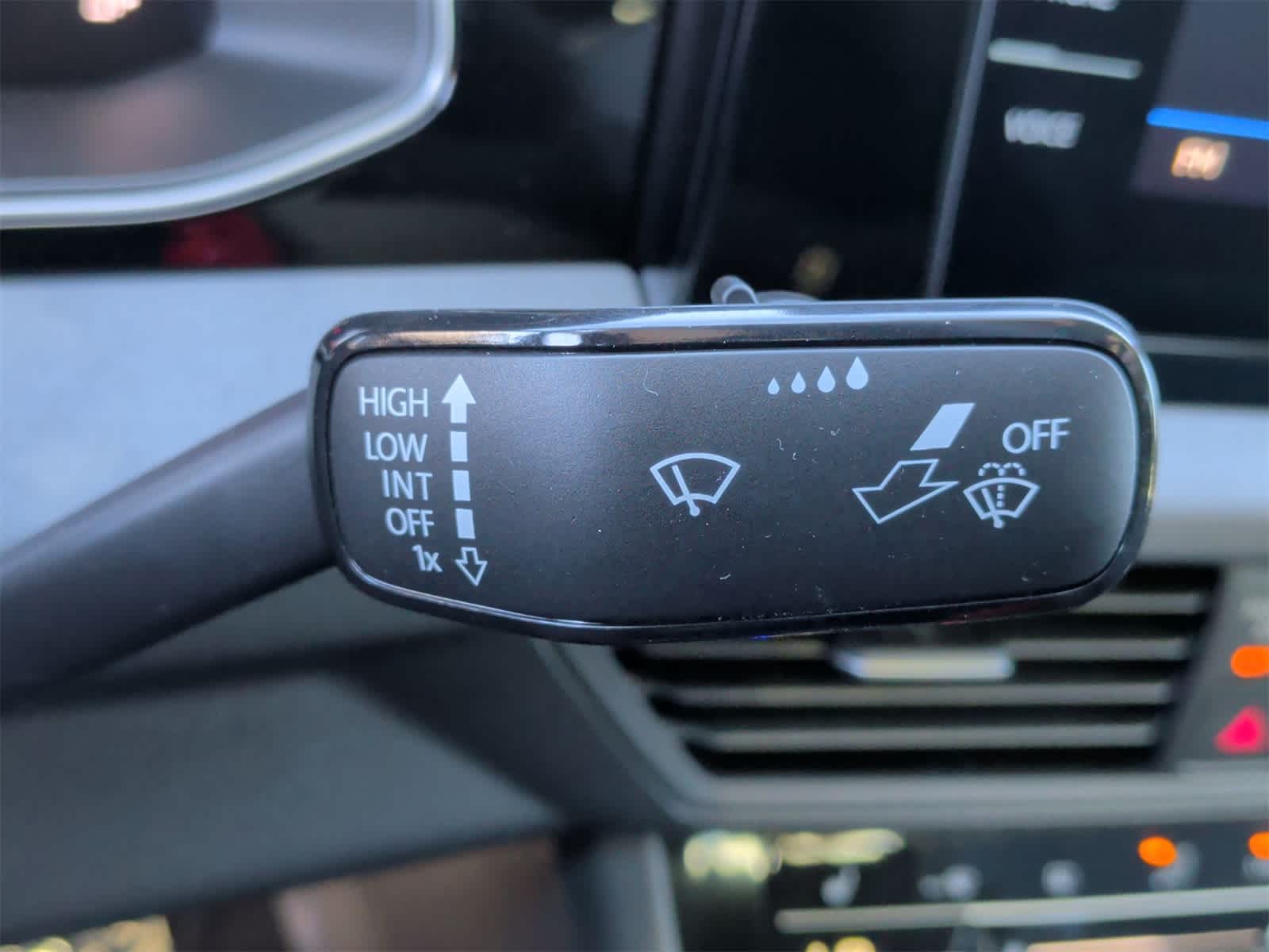 Thumbnail: 2026 Volkswagen Jetta - 25