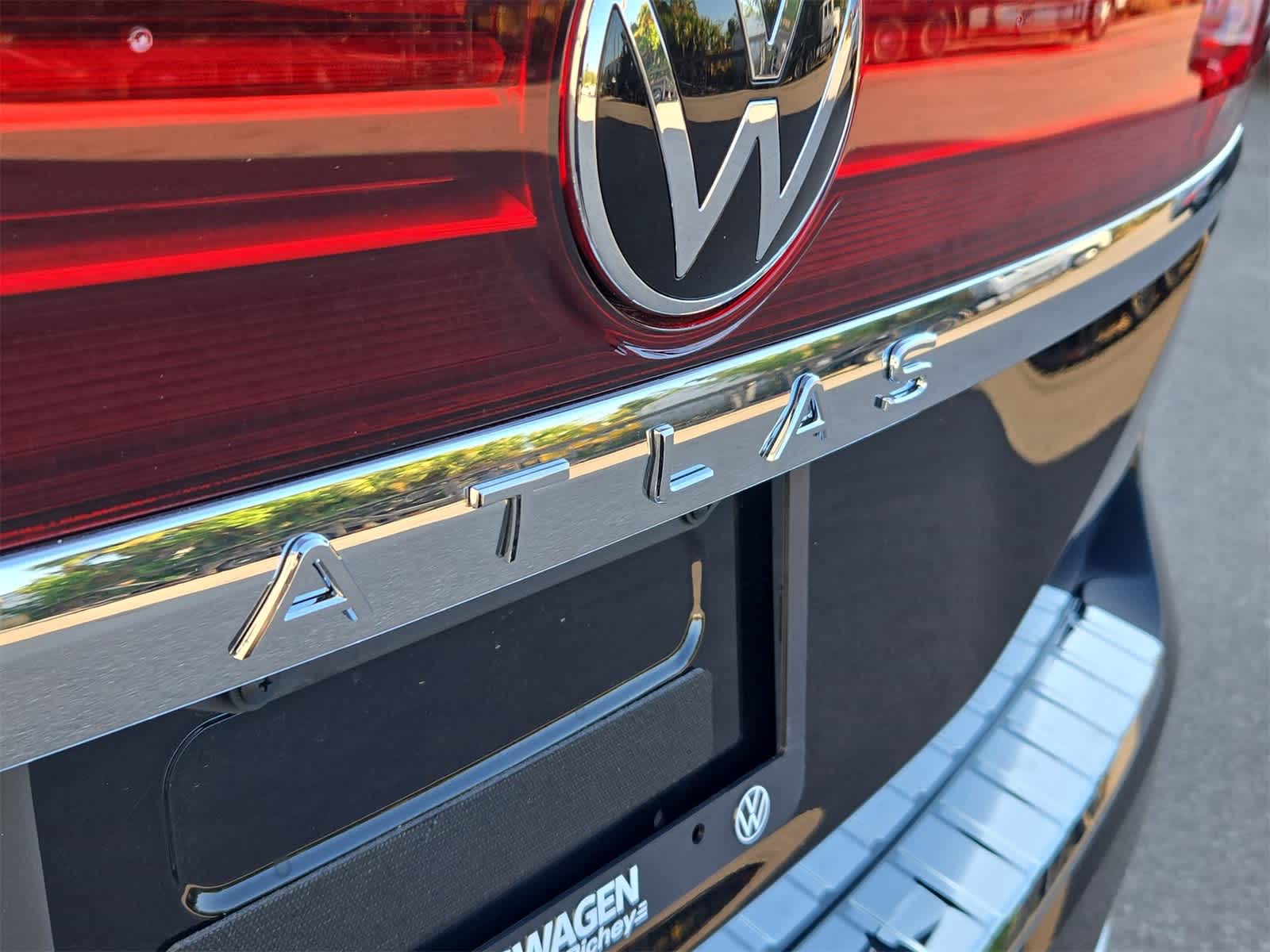 Thumbnail: 2026 Volkswagen Atlas - 13