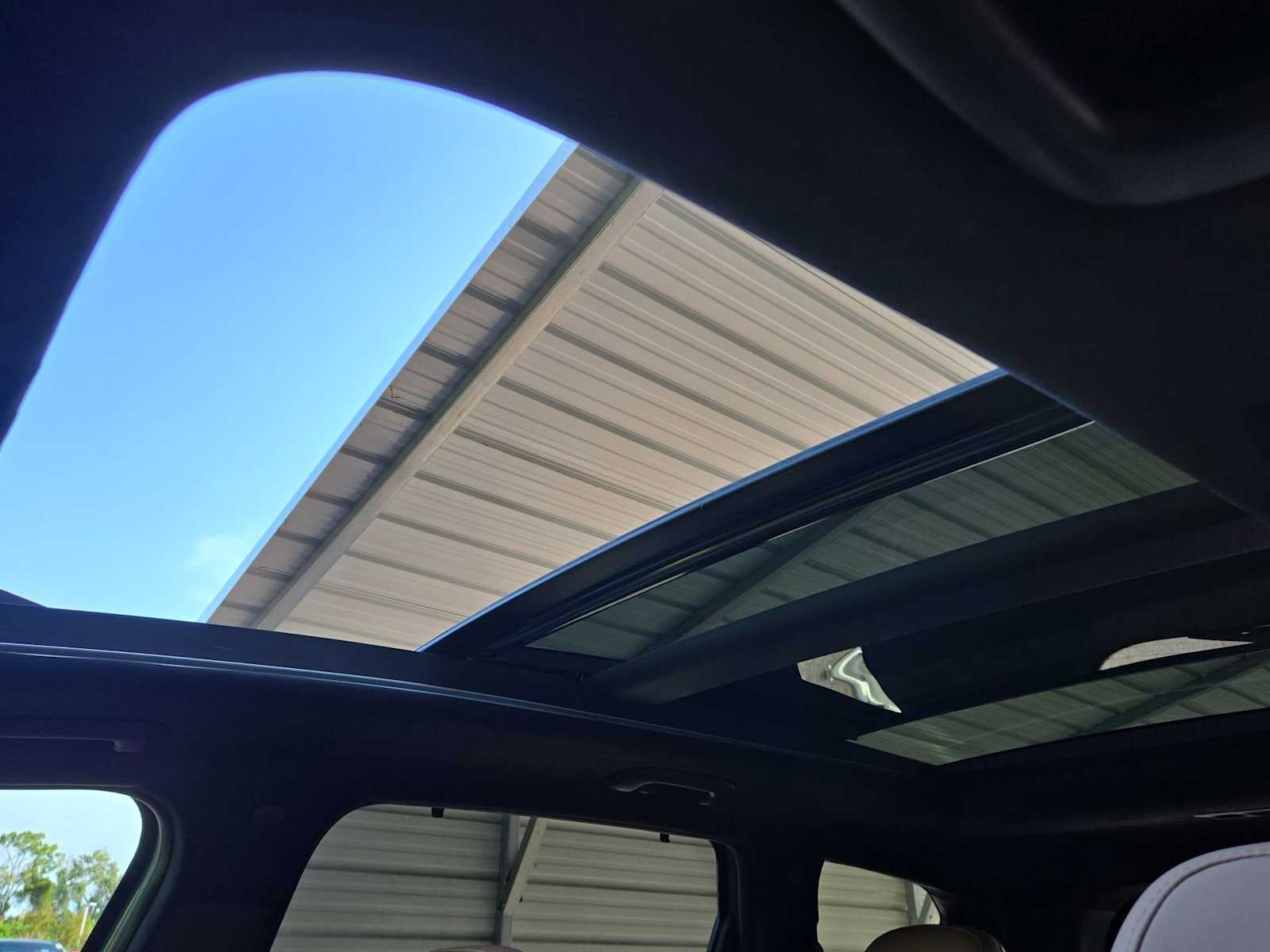 Thumbnail: 2023 Hyundai Santa Fe - 20