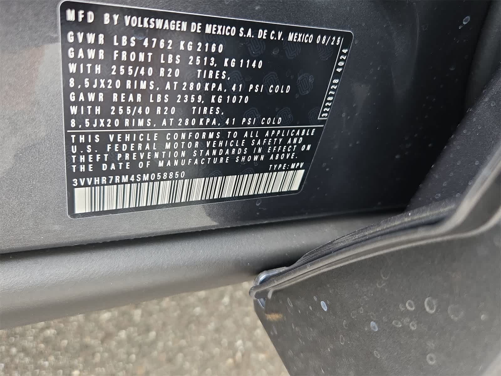 Thumbnail: 2025 Volkswagen Tiguan - 36