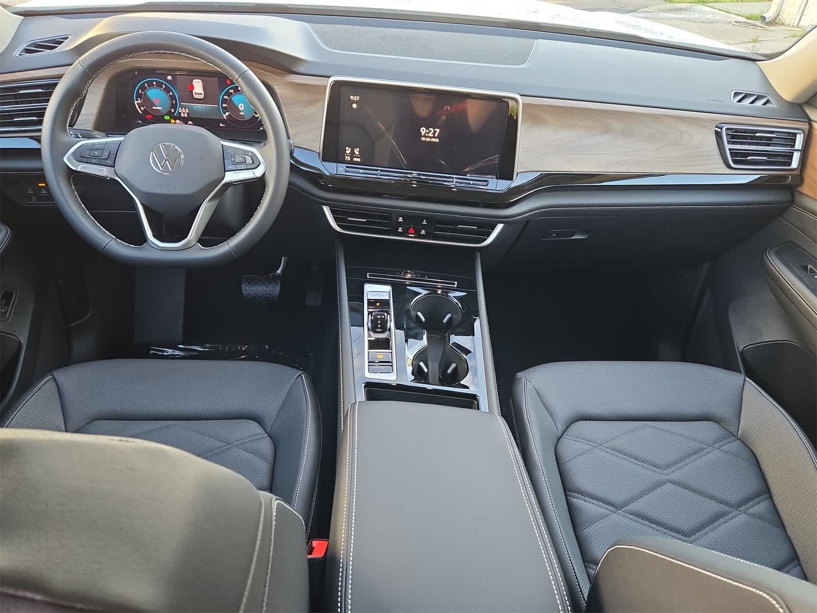 Thumbnail: 2026 Volkswagen Atlas - 16