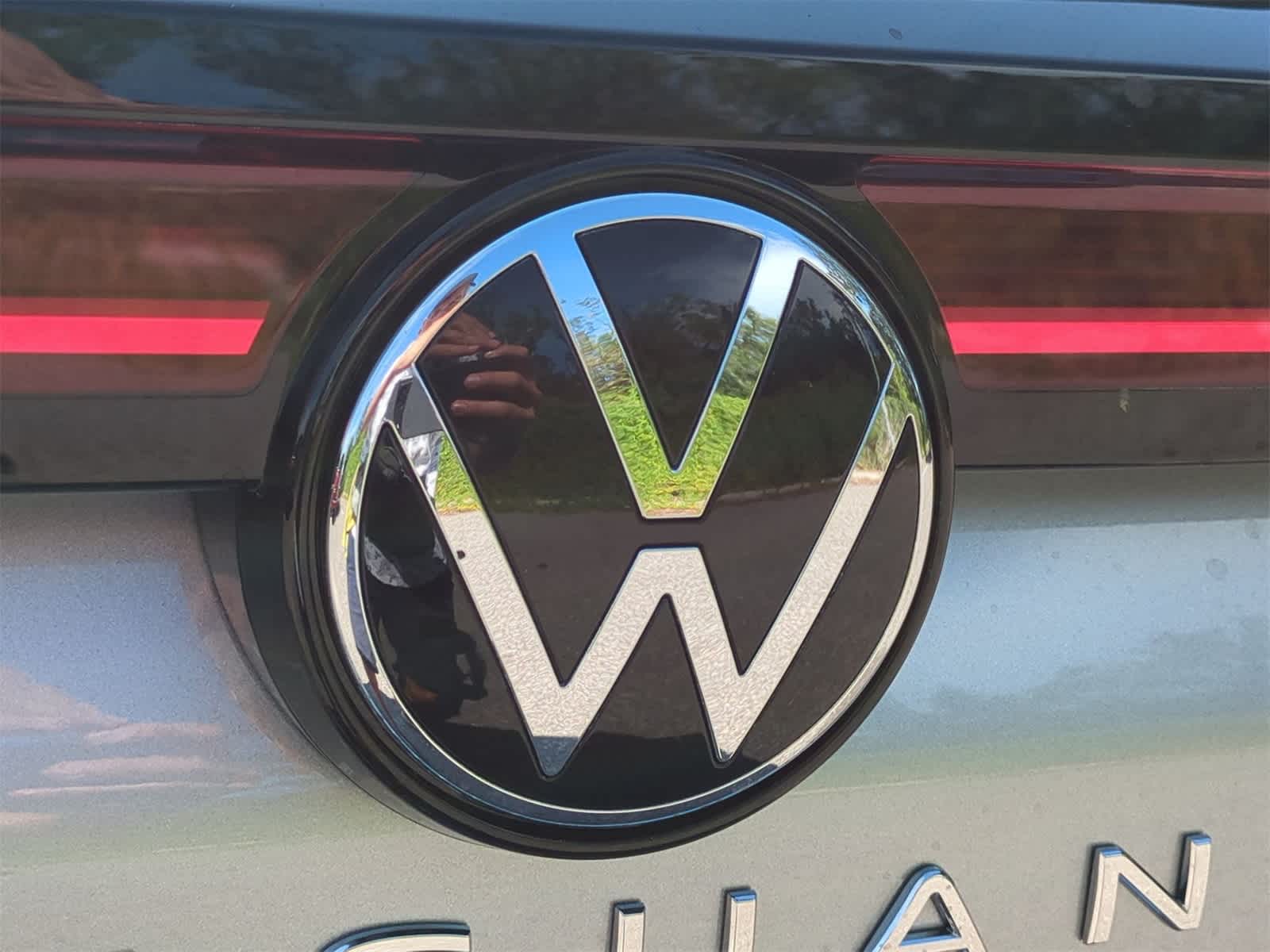 Thumbnail: 2025 Volkswagen Tiguan - 12