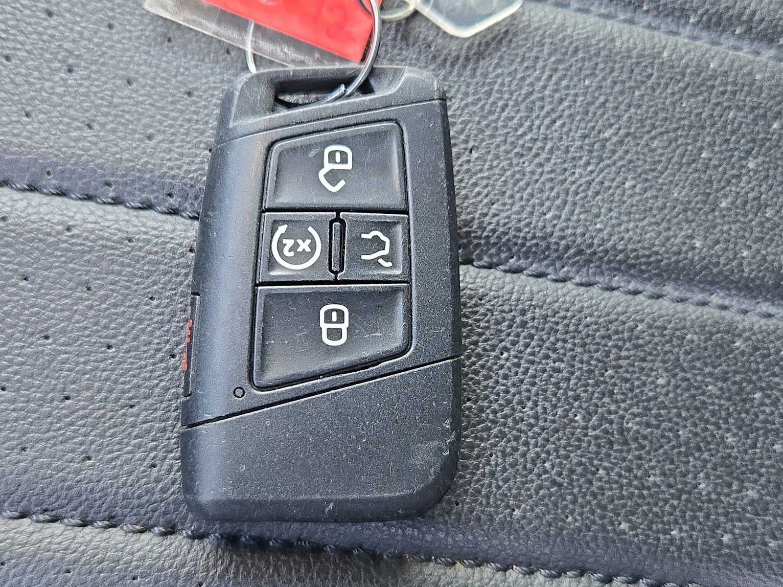 Thumbnail: 2024 Volkswagen Tiguan - 33