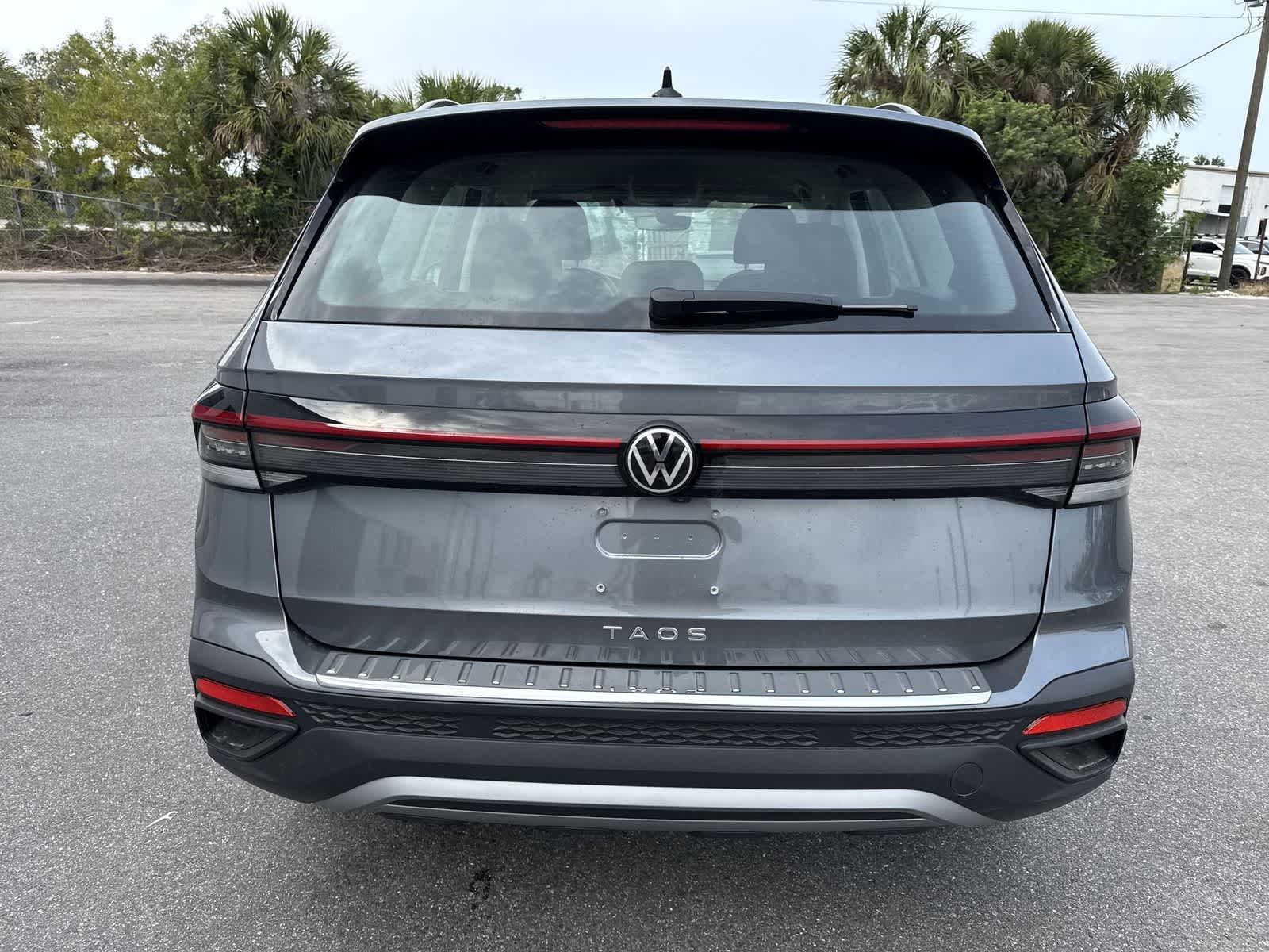 Thumbnail: 2026 Volkswagen Taos - 5
