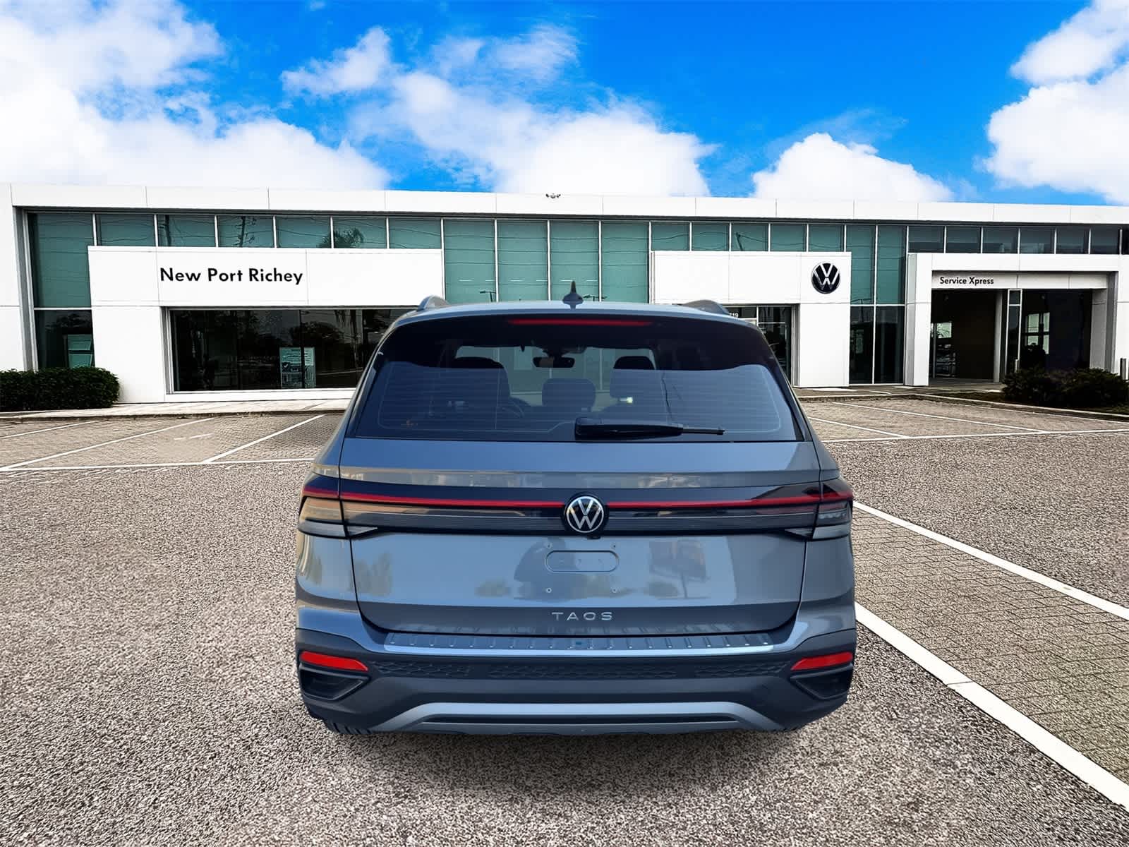 Thumbnail: 2025 Volkswagen Taos - 7