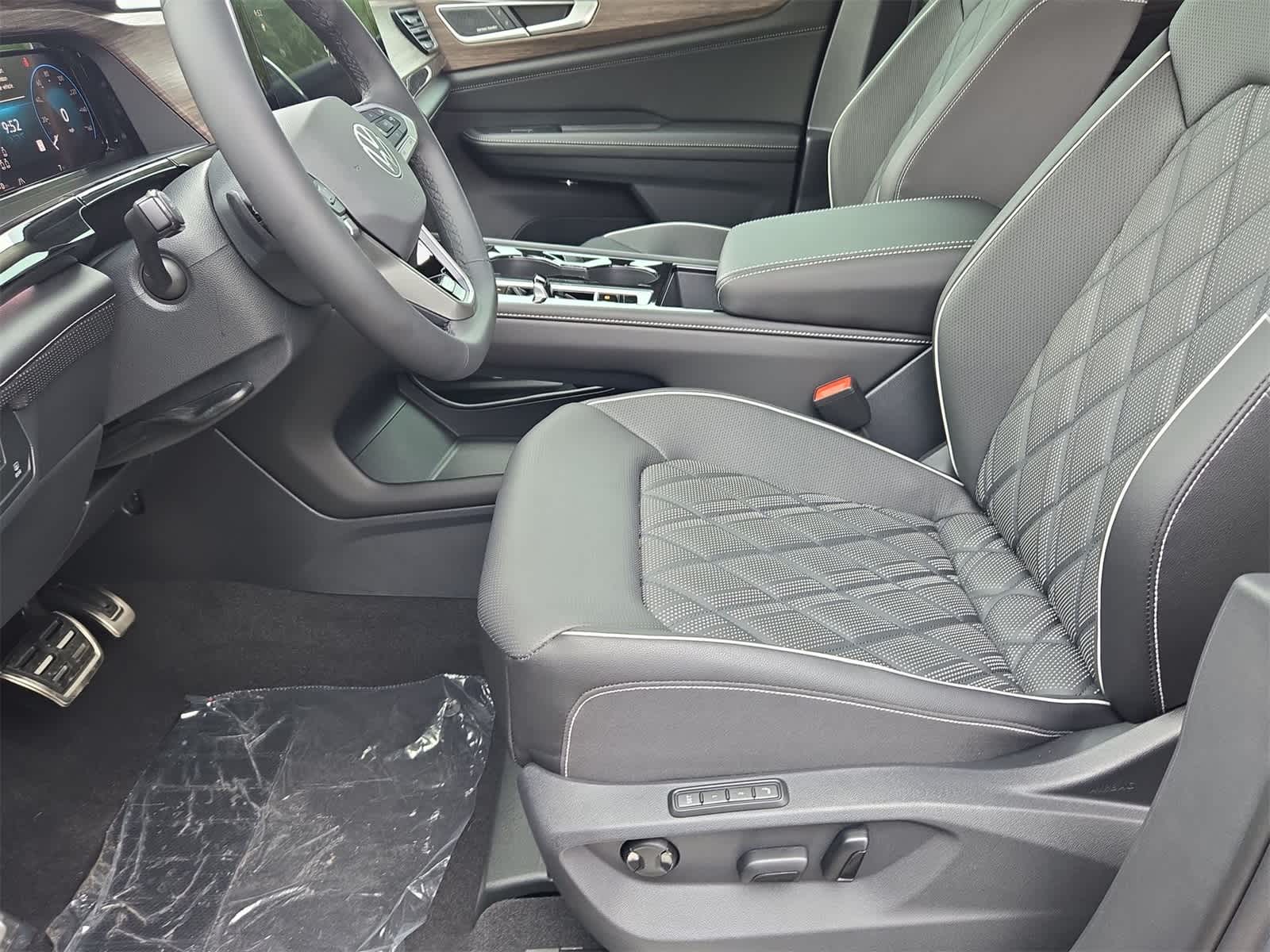 Thumbnail: 2026 Volkswagen Atlas - 17