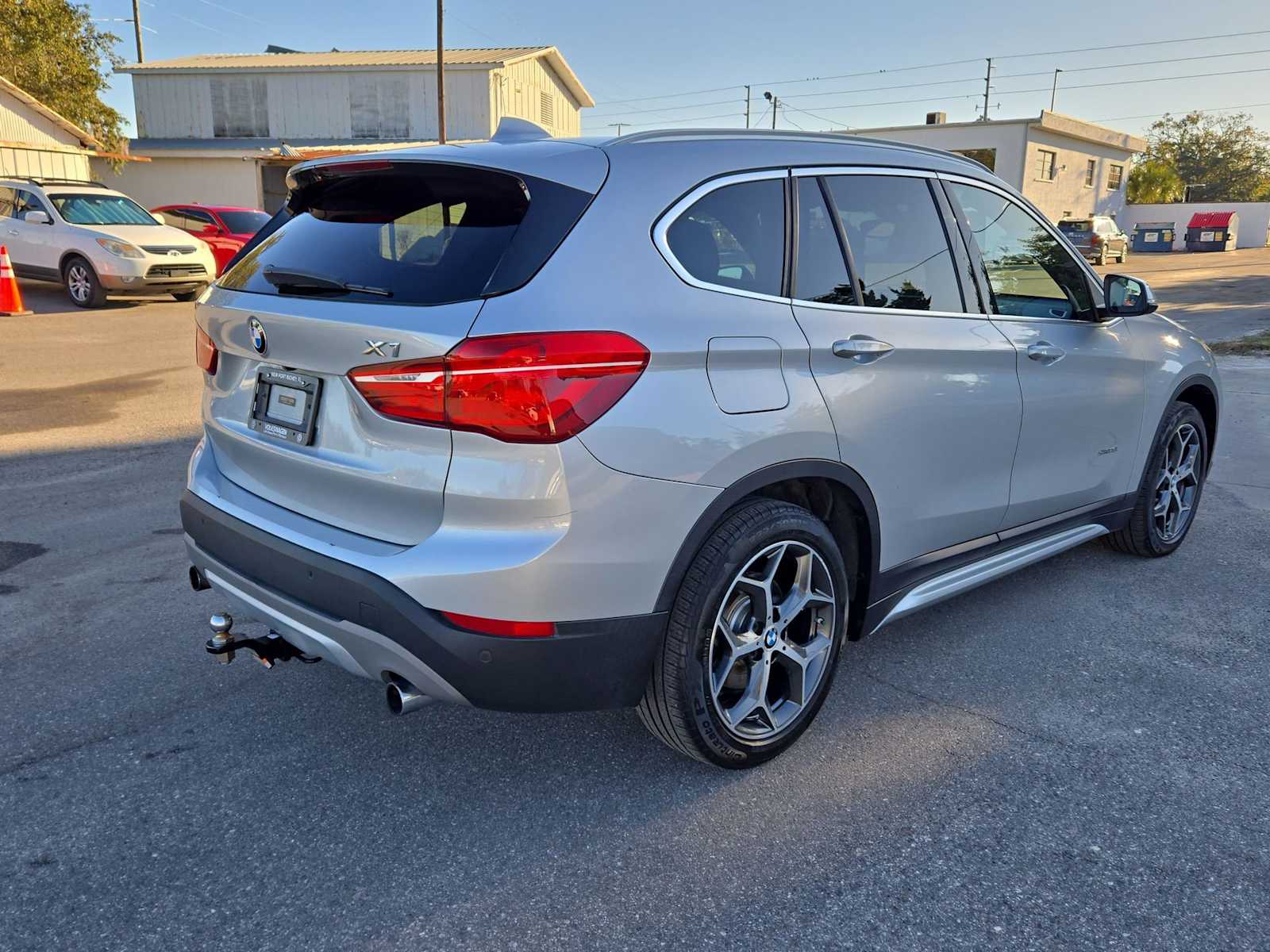 Thumbnail: 2017 BMW X1 - 14