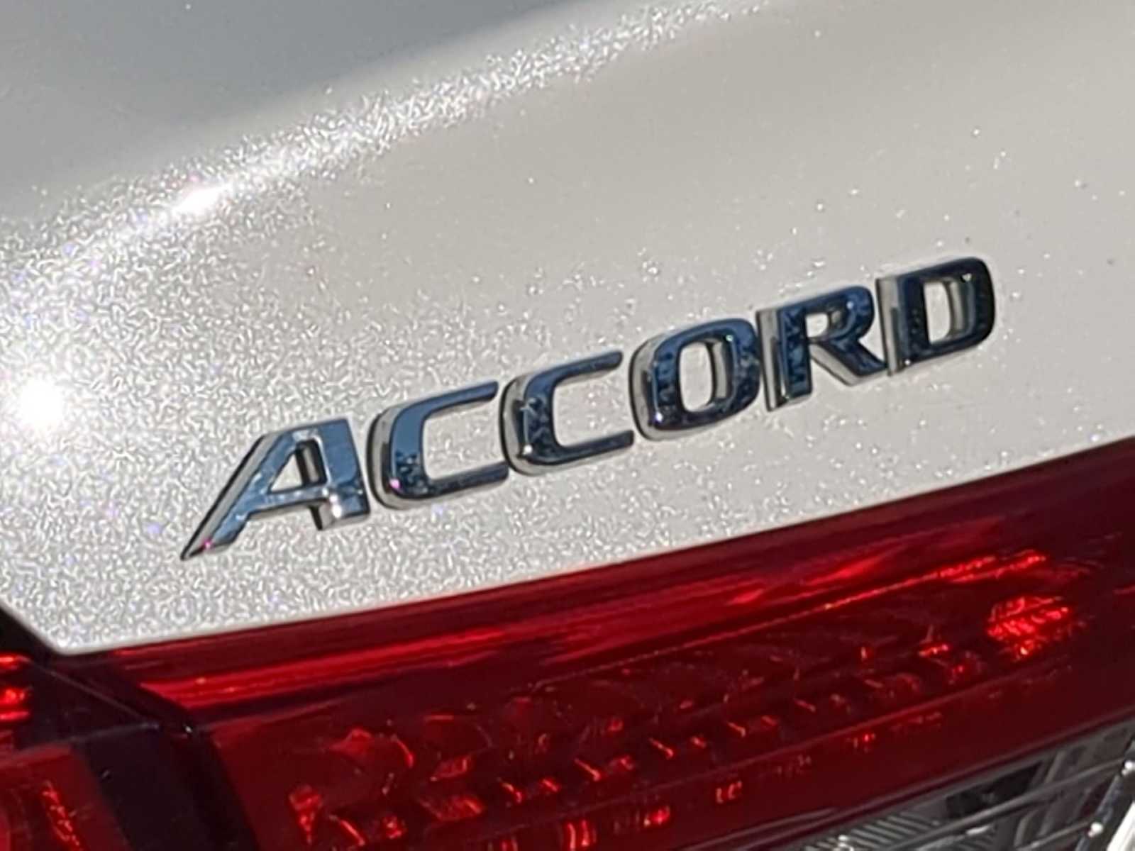 Thumbnail: 2018 Honda Accord - 13
