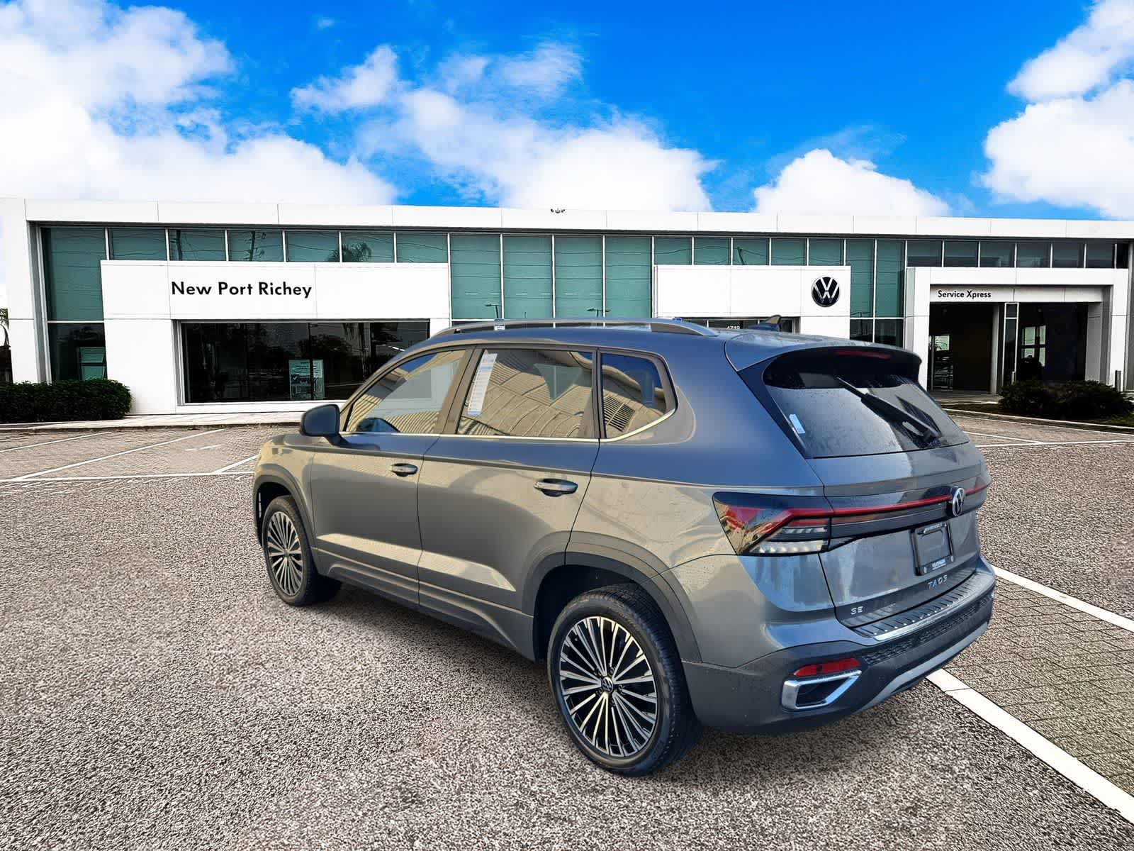 Thumbnail: 2025 Volkswagen Taos - 6