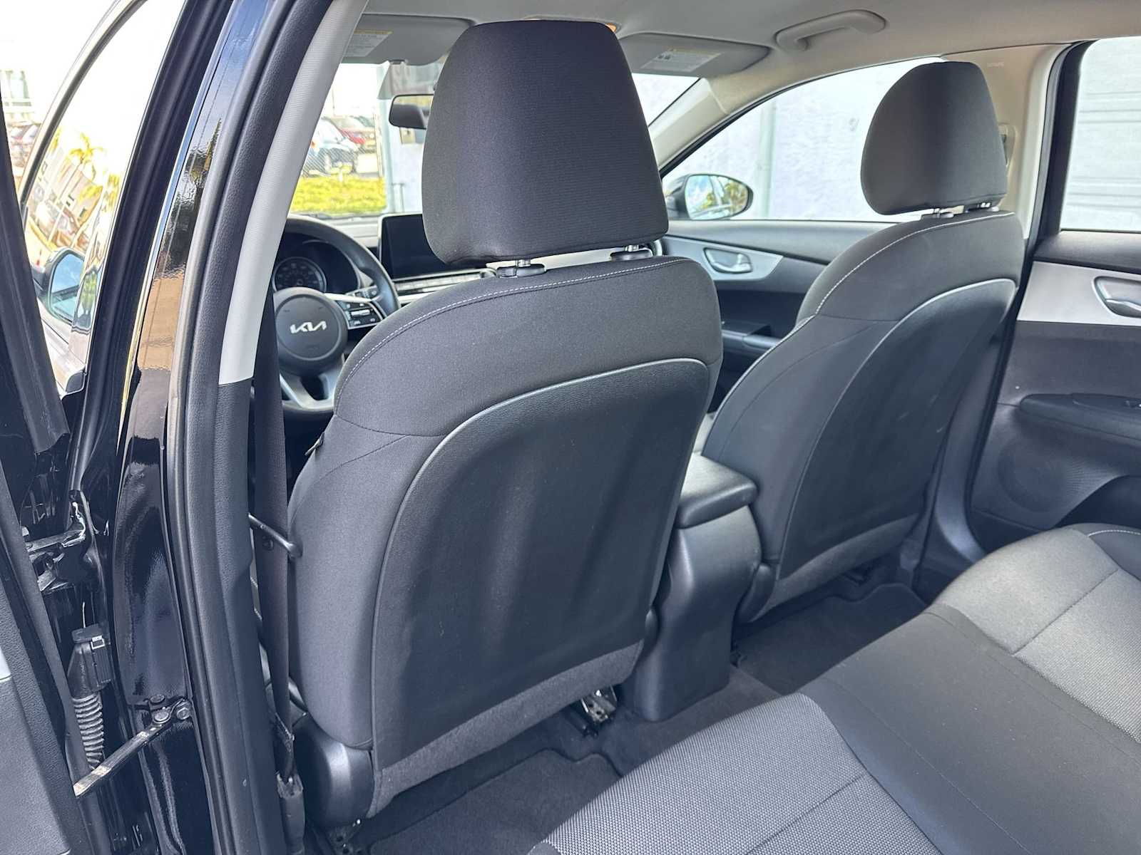 Thumbnail: 2023 Kia Forte - 16