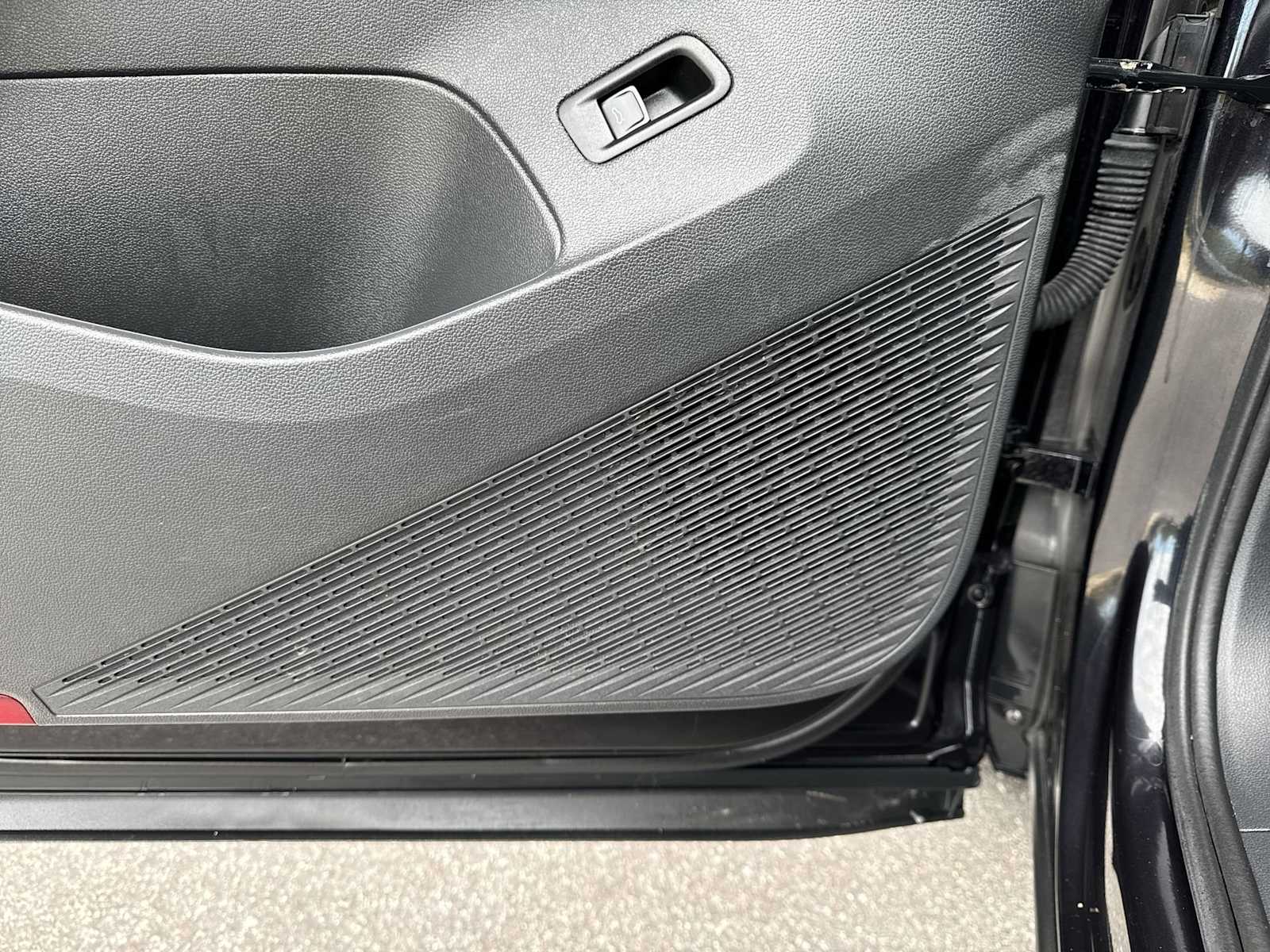 Thumbnail: 2024 Volkswagen Atlas - 28