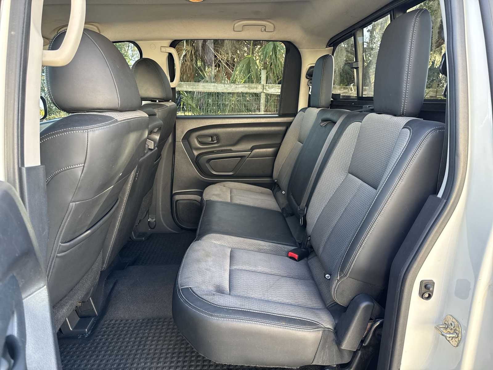 Thumbnail: 2018 Nissan Titan - 17