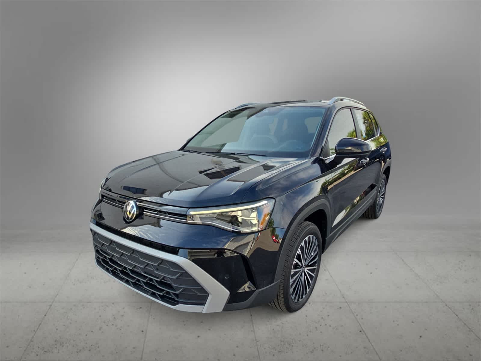 Thumbnail: 2025 Volkswagen Taos - 4