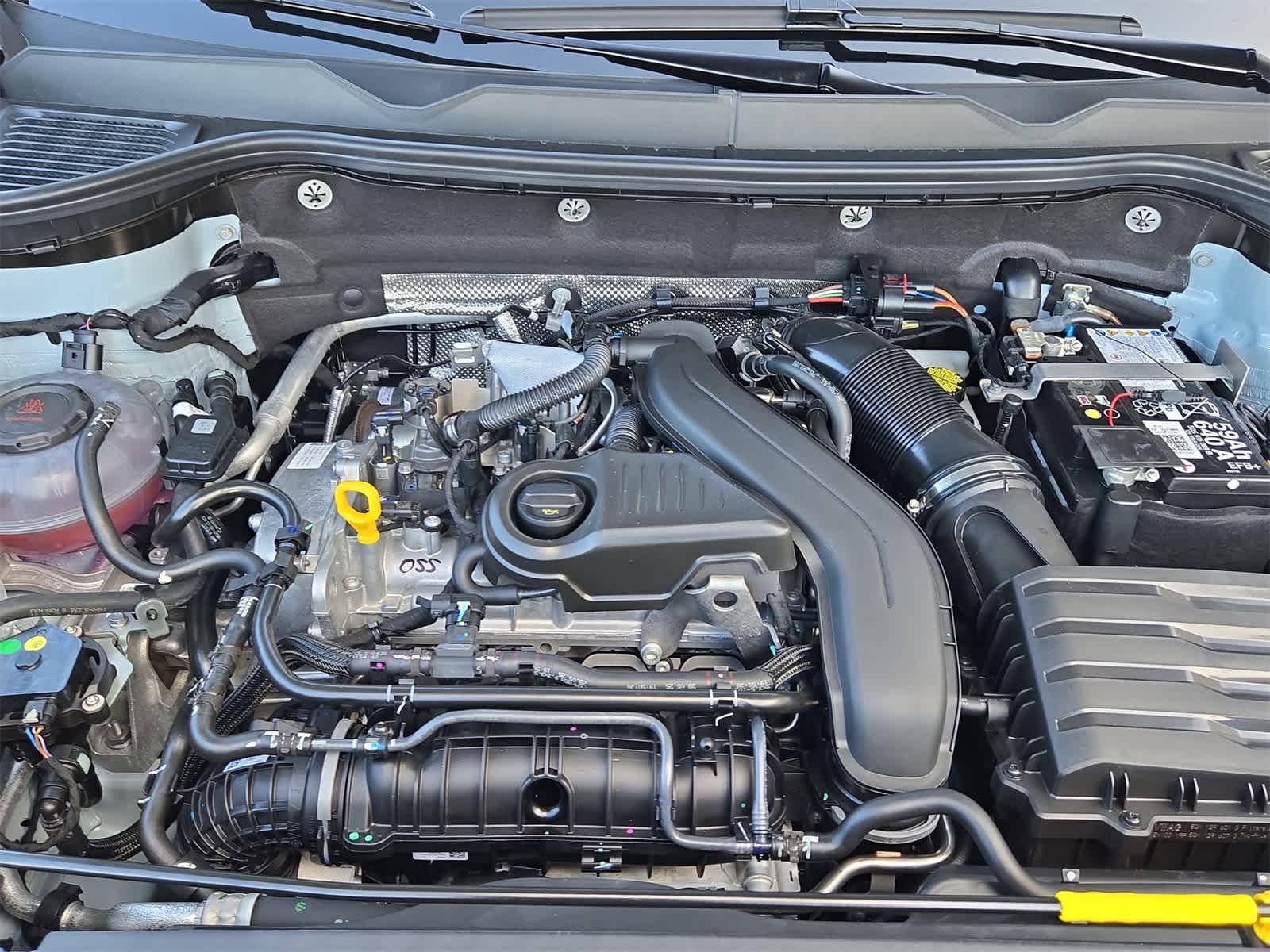 Thumbnail: 2025 Volkswagen Taos - 15