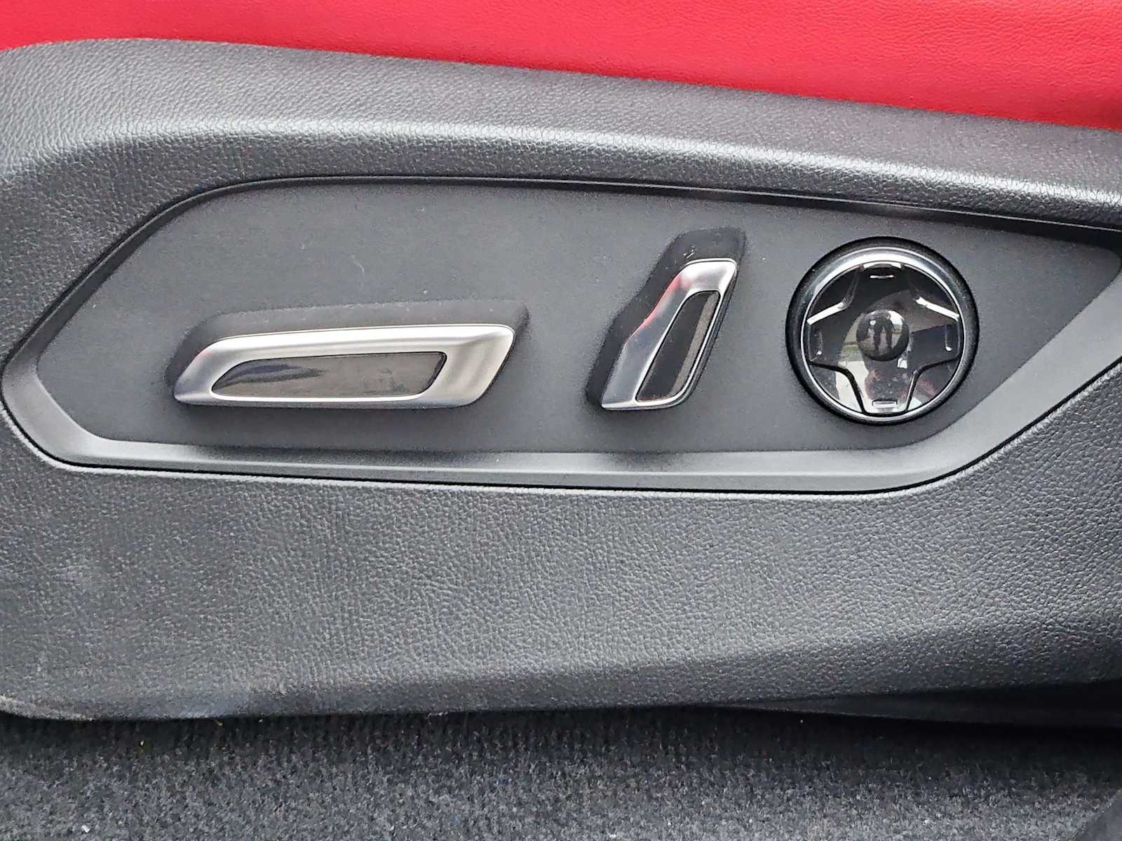 Thumbnail: 2025 Acura MDX - 18