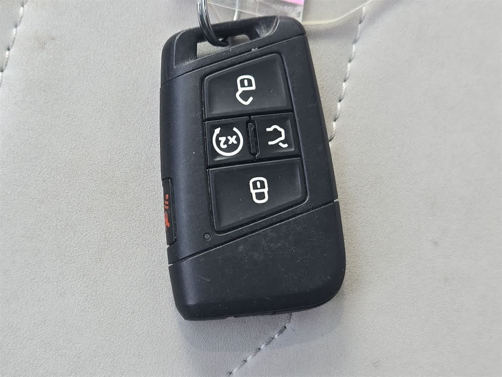 Thumbnail: 2025 Volkswagen Taos - 28