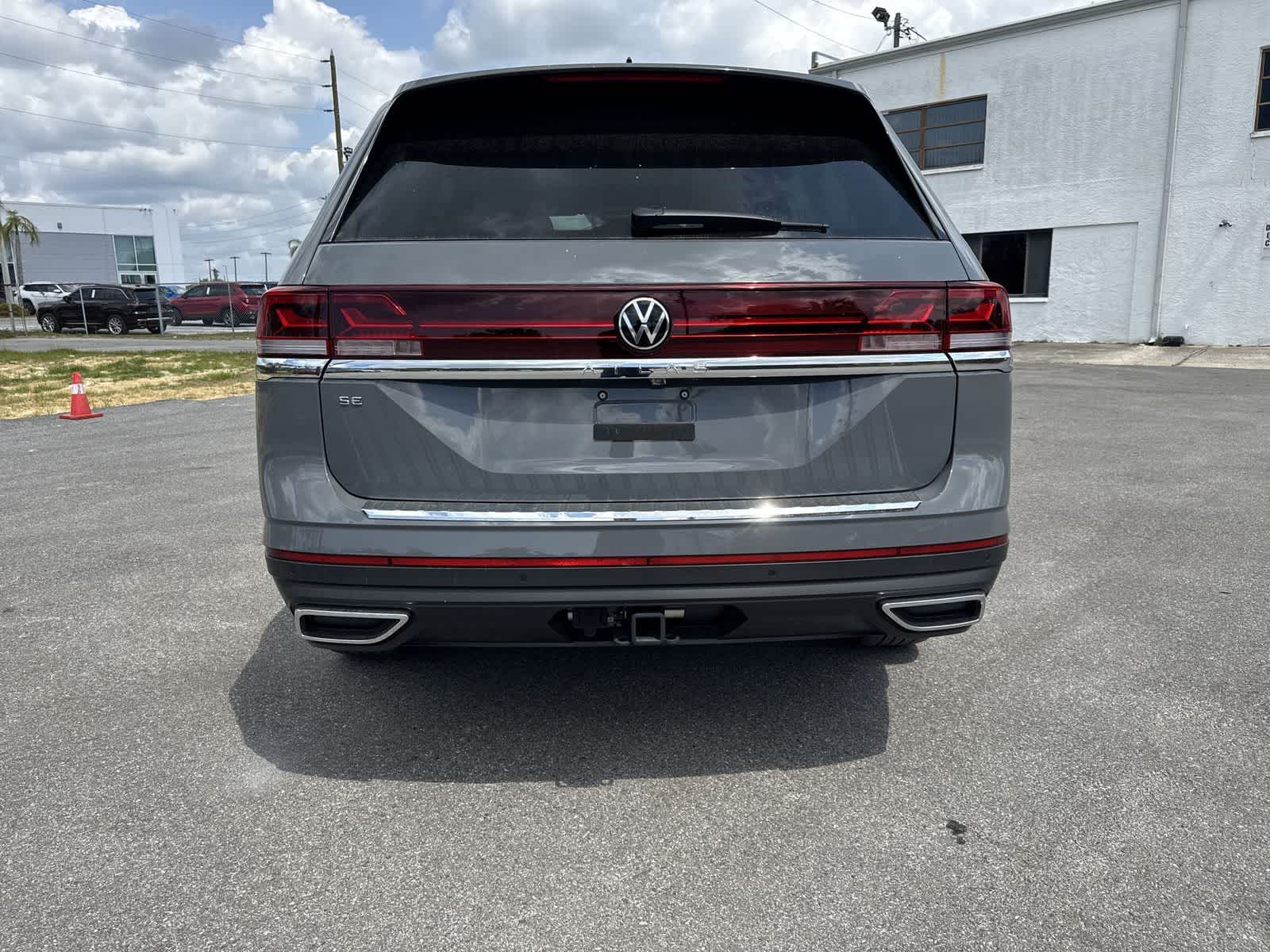 Thumbnail: 2026 Volkswagen Atlas - 5