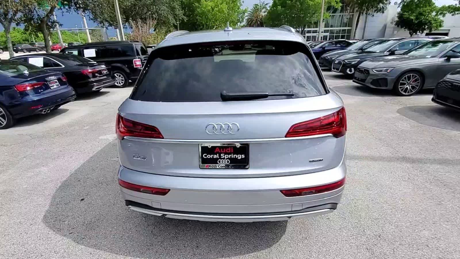 Thumbnail: 2023 Audi Q5 - 7