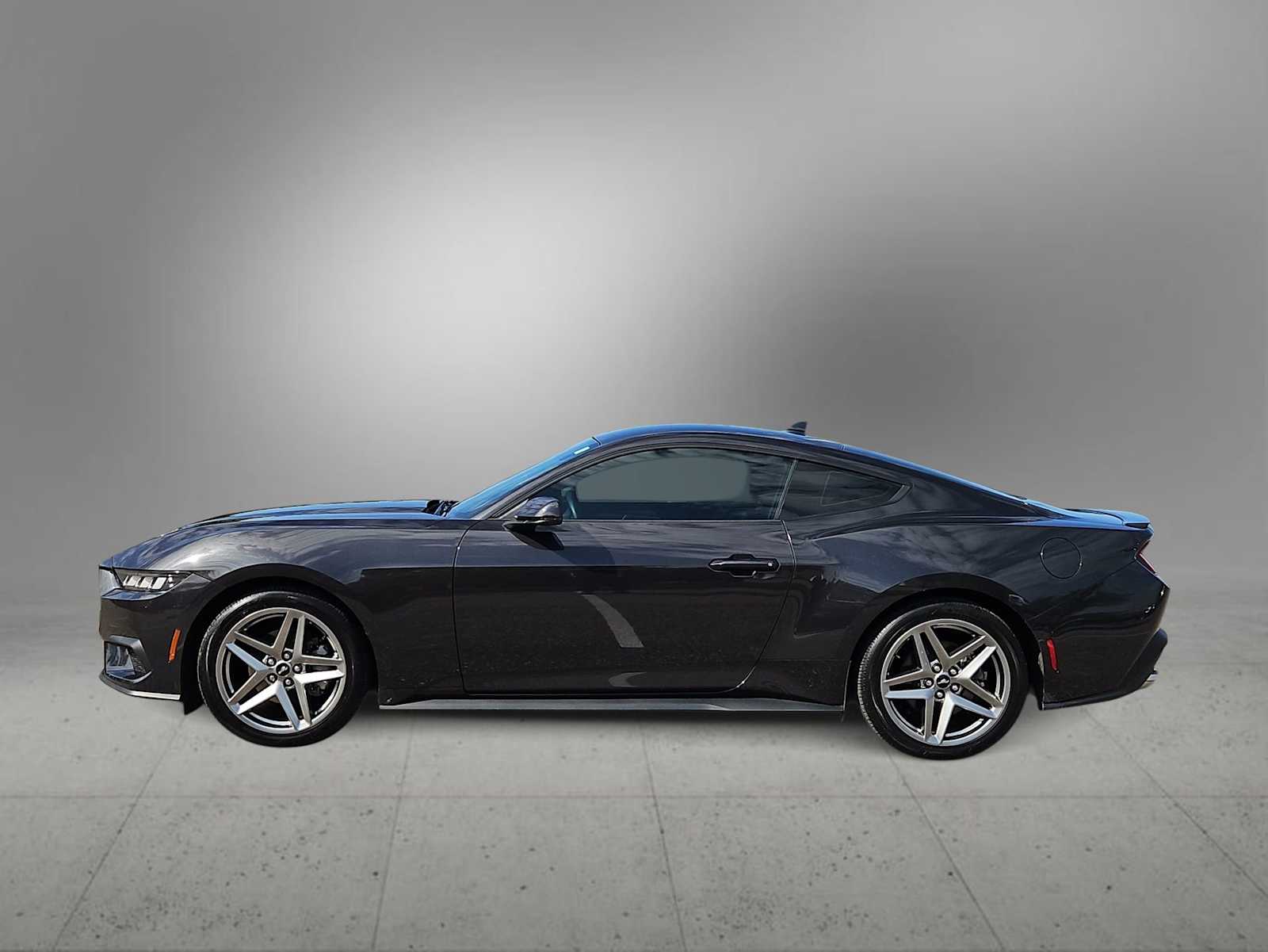 Thumbnail: 2024 Ford Mustang - 5