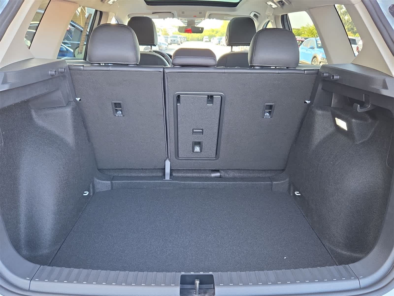 Thumbnail: 2025 Volkswagen Taos - 35