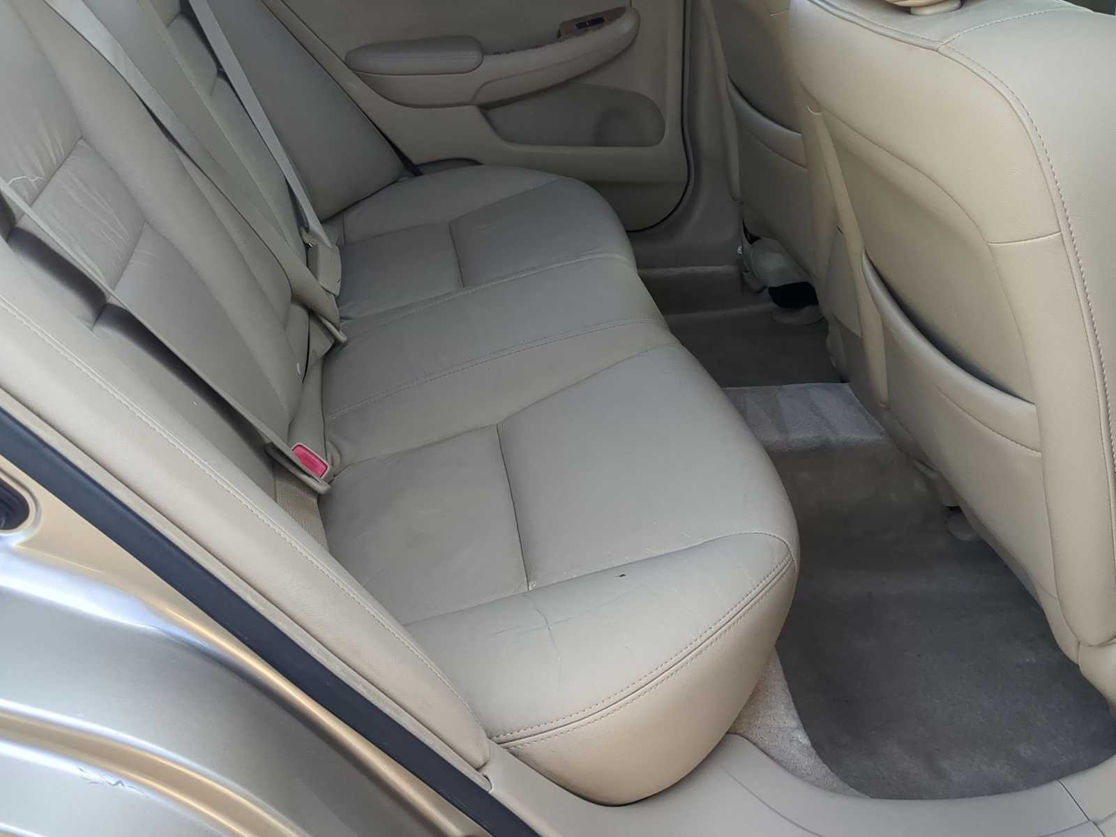 Thumbnail: 2003 Honda Accord - 21