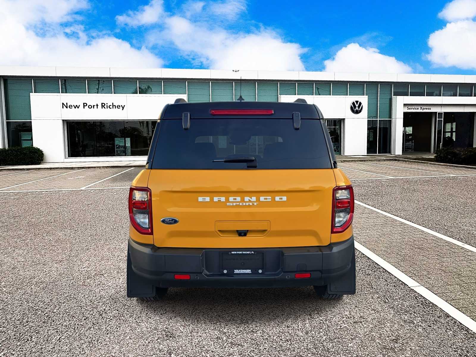 Thumbnail: 2022 Ford Bronco Sport - 7