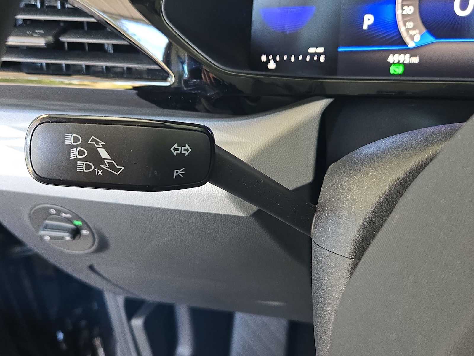 Thumbnail: 2023 Volkswagen Taos - 24