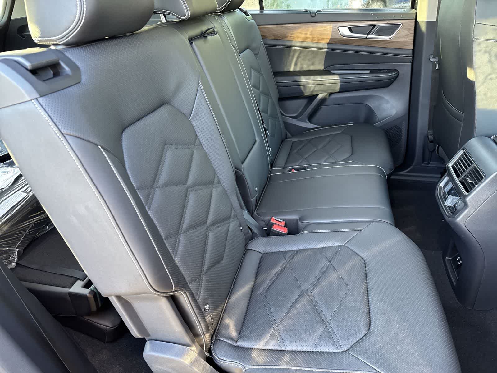 Thumbnail: 2026 Volkswagen Atlas - 19