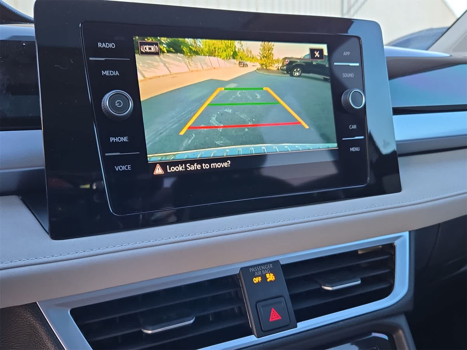 Thumbnail: 2025 Volkswagen Taos - 30