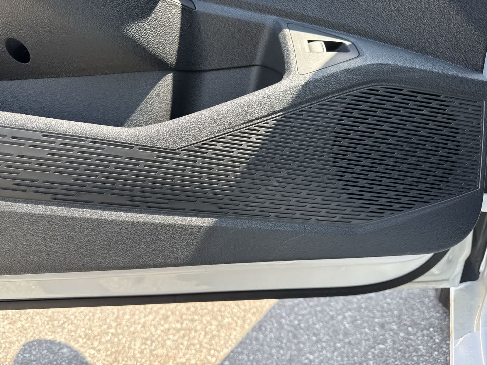 Thumbnail: 2026 Volkswagen Jetta - 27