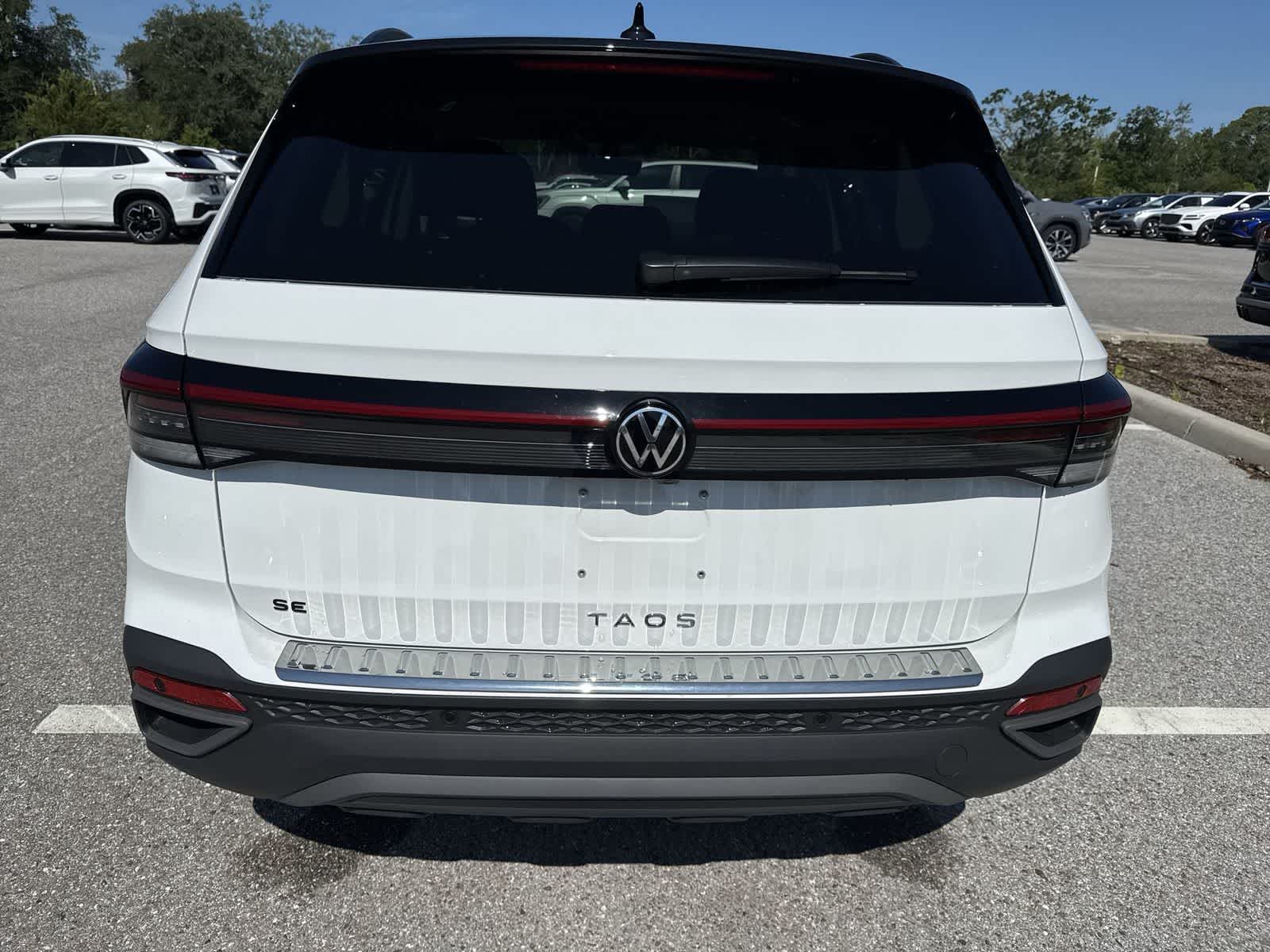 Thumbnail: 2026 Volkswagen Taos - 5