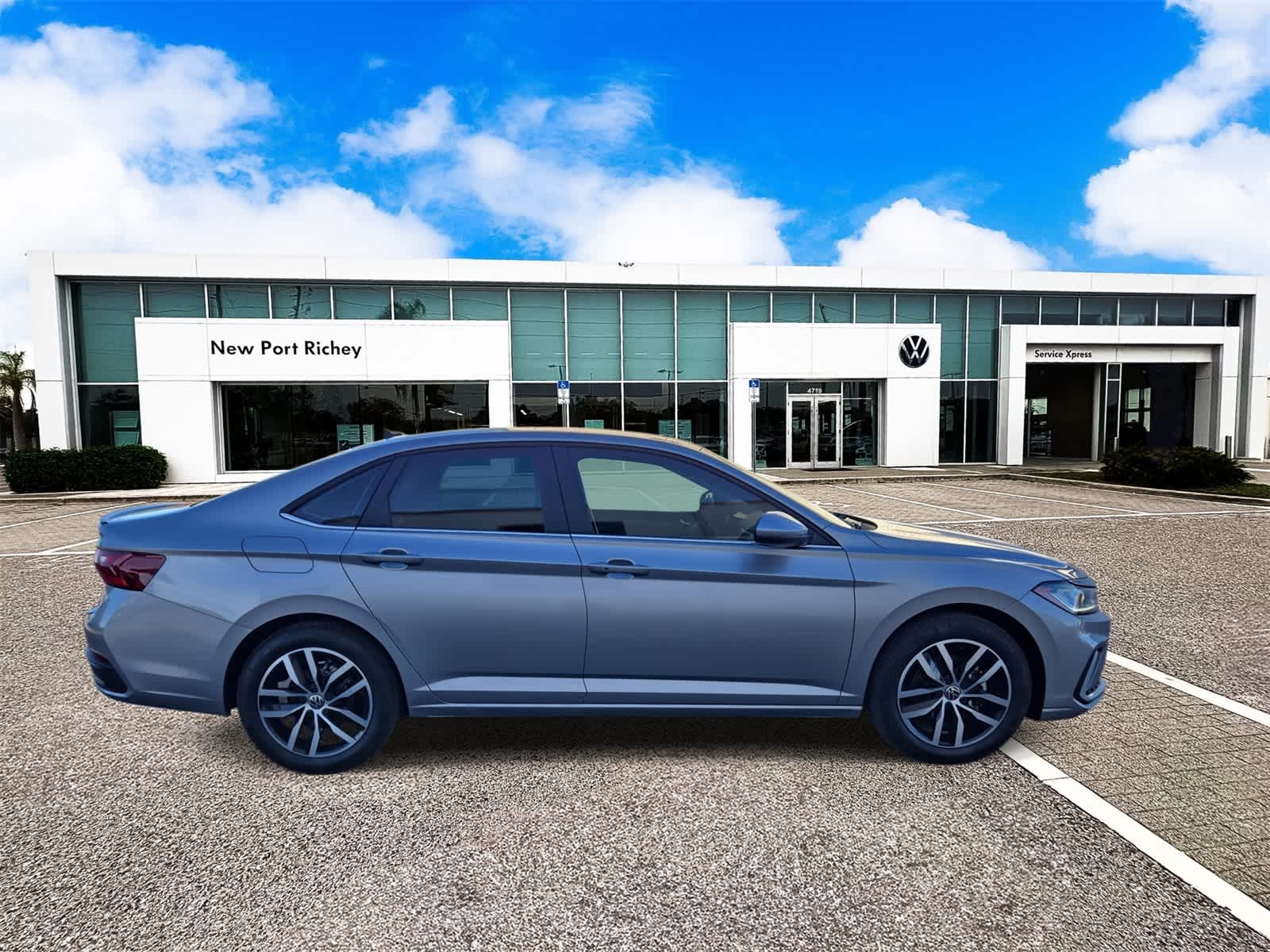 Thumbnail: 2026 Volkswagen Jetta - 9