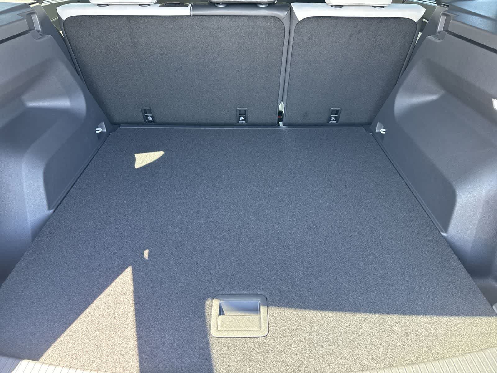 Thumbnail: 2026 Volkswagen Atlas - 33