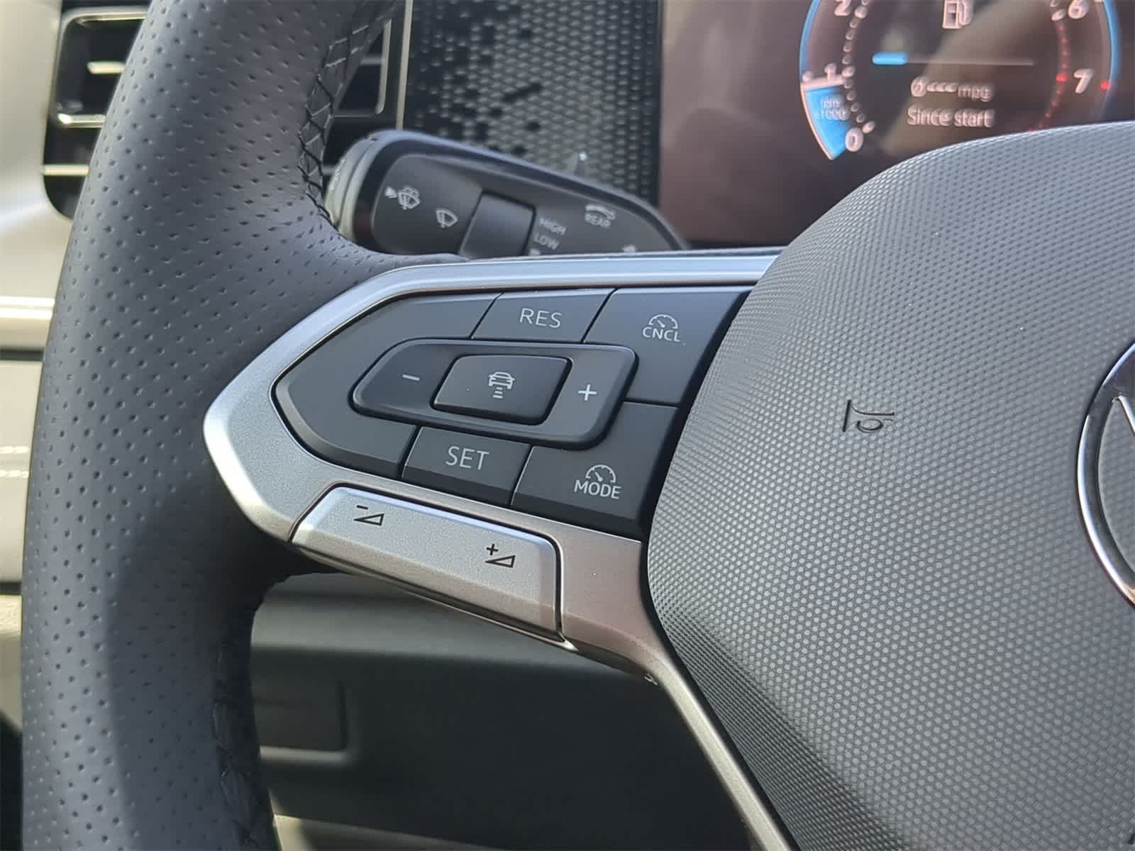 Thumbnail: 2026 Volkswagen Tiguan - 26