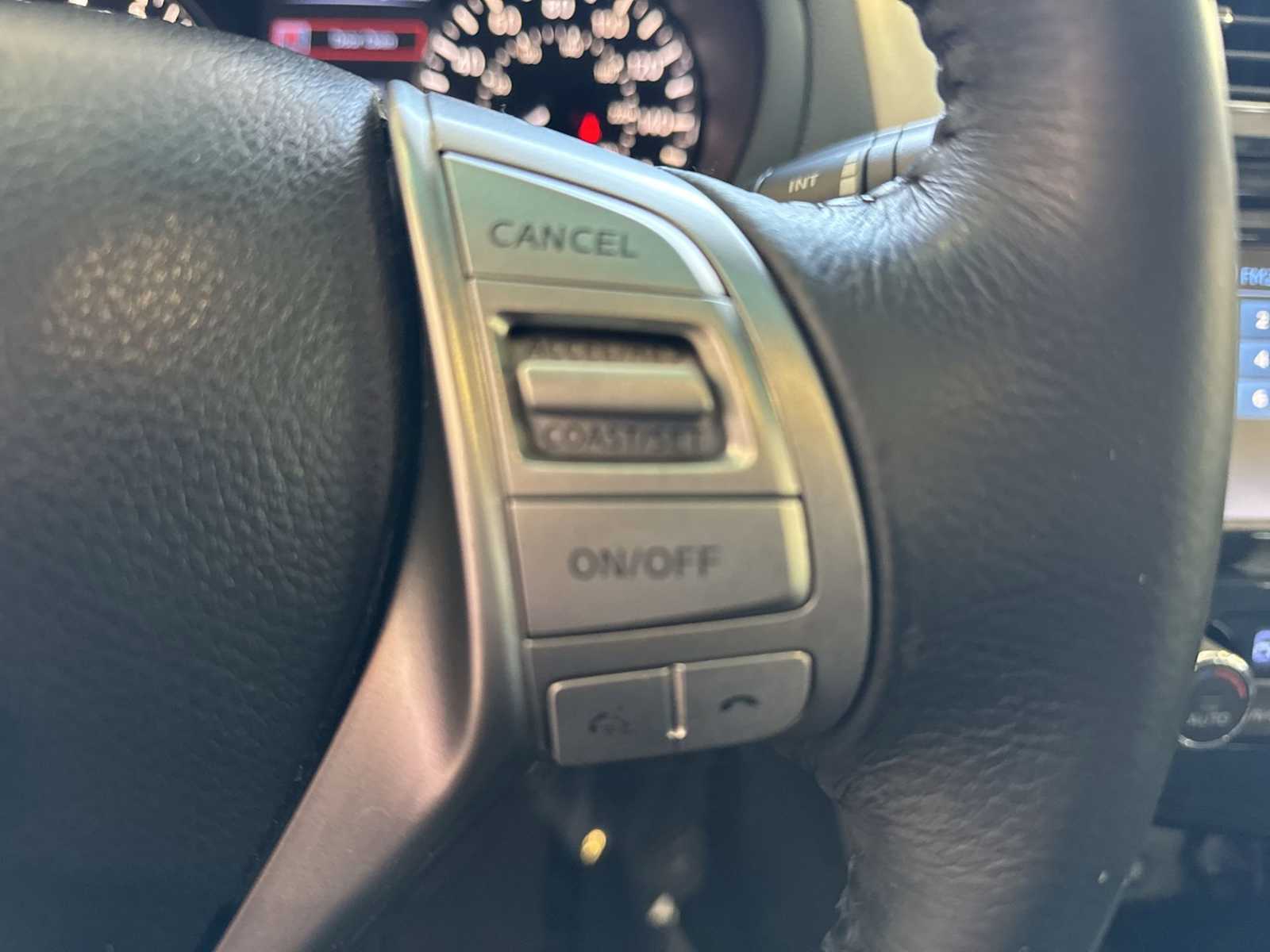 Thumbnail: 2015 Nissan Altima - 24